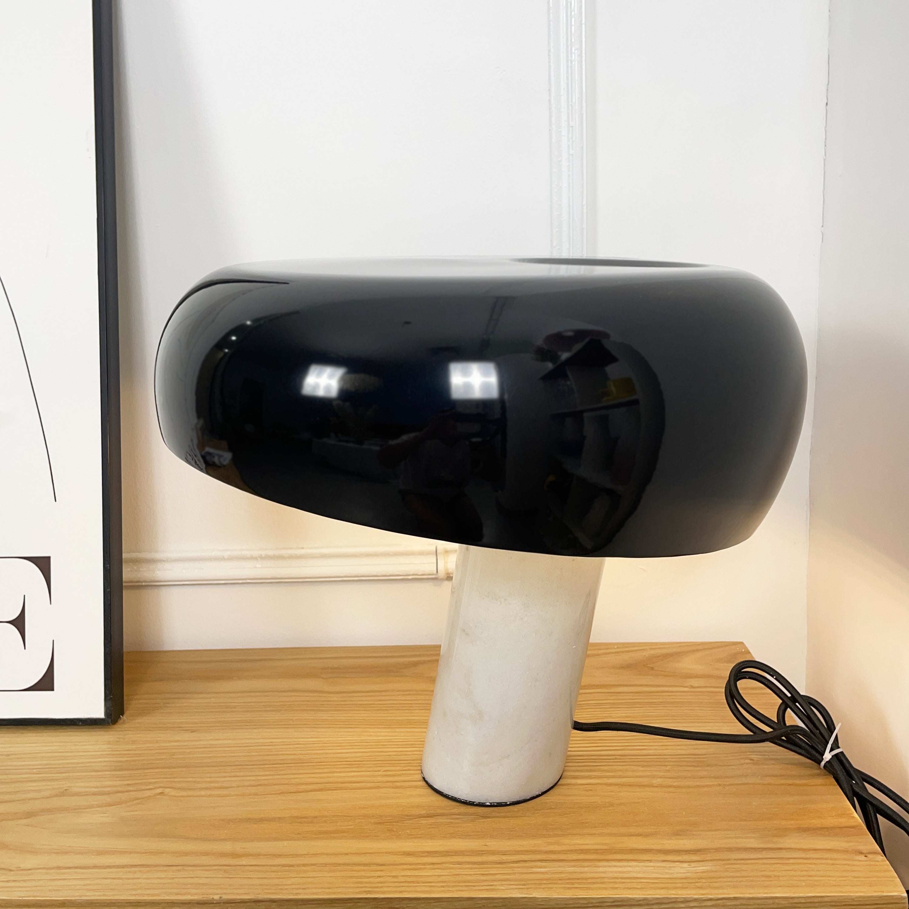 Ivoro Table Lamp