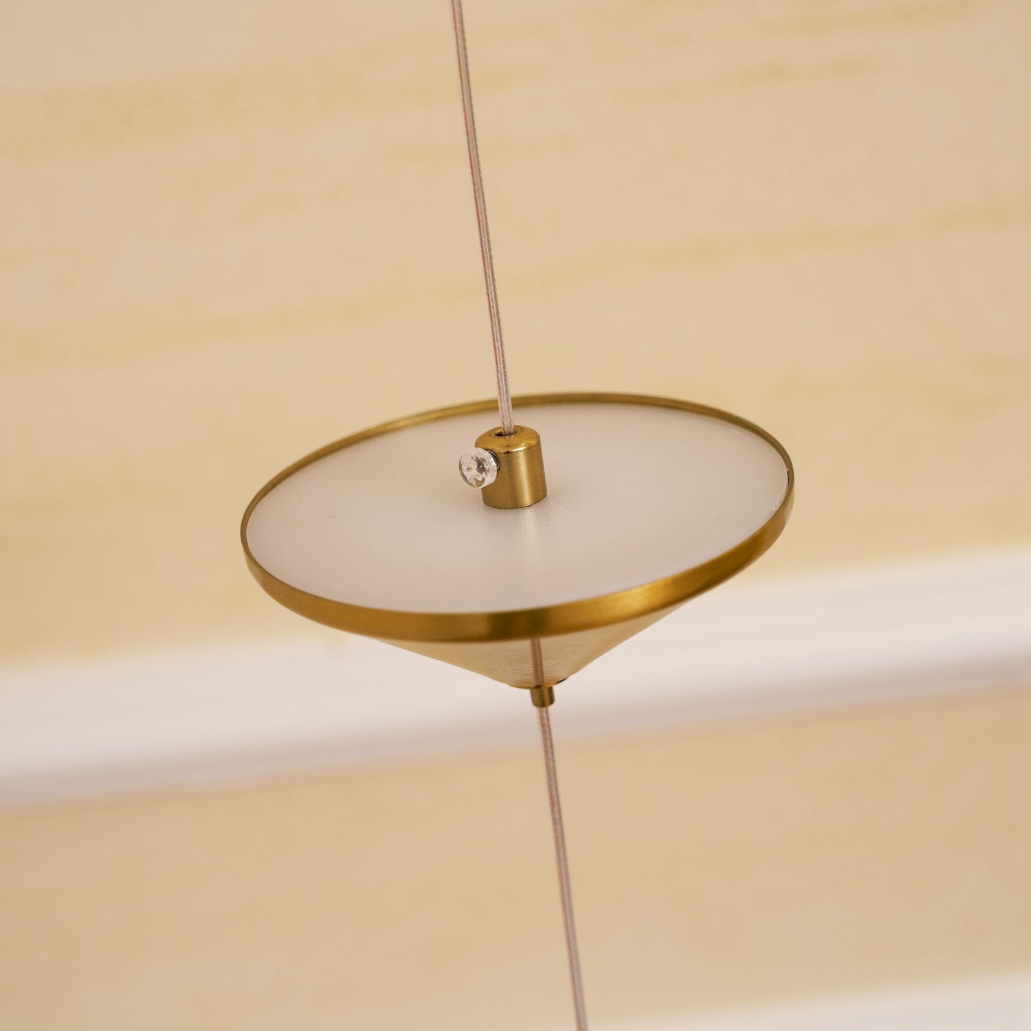 Alirya Cone Floor To Ceiling Lamp