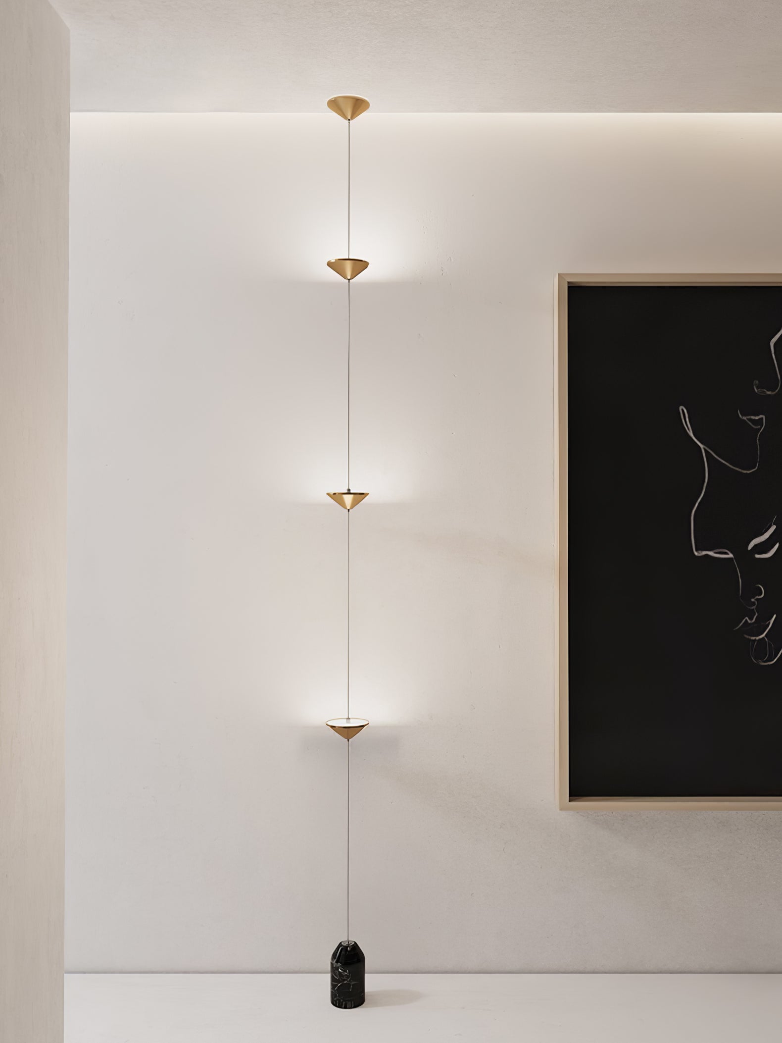 Alirya Cone Floor To Ceiling Lamp