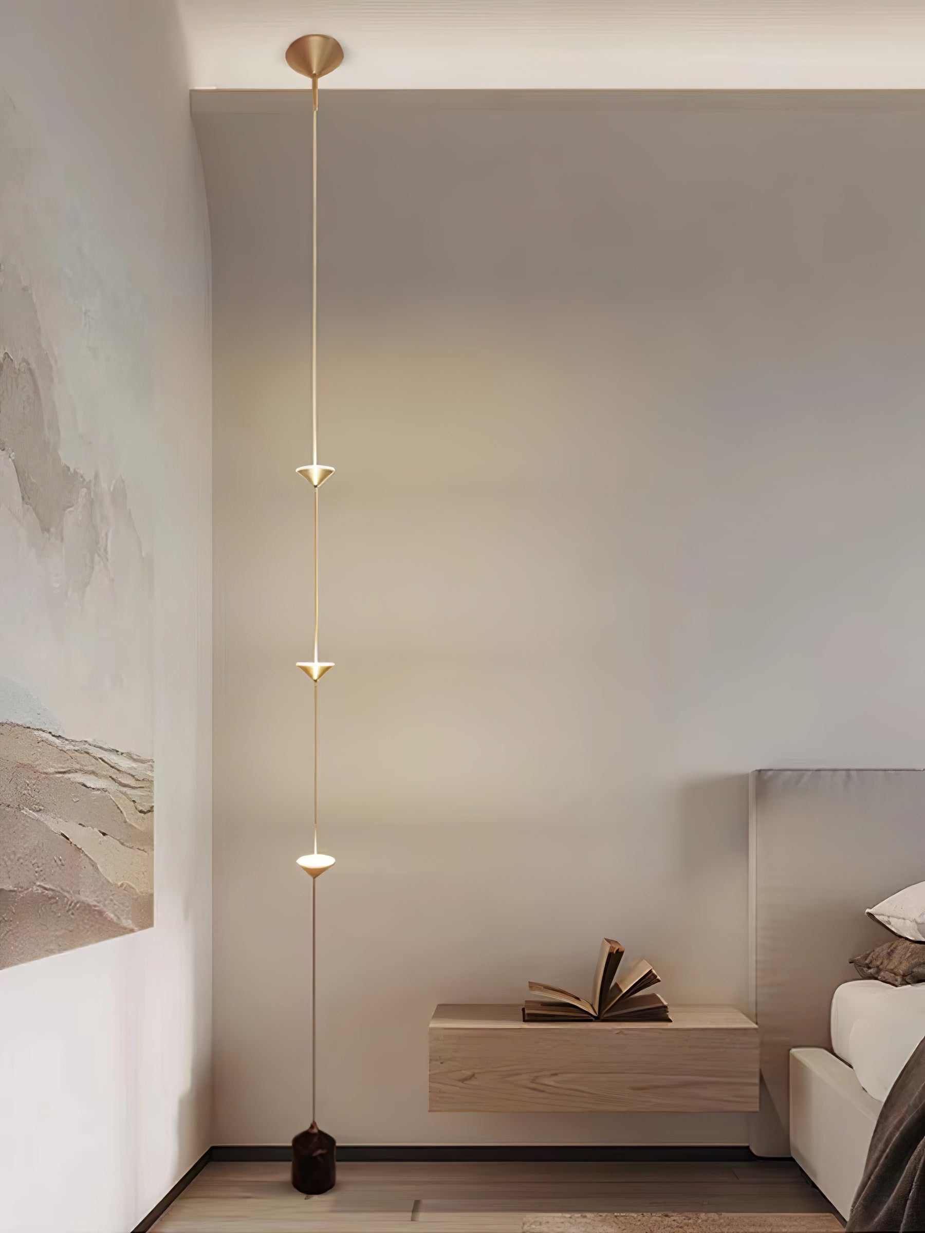 Alirya Cone Floor To Ceiling Lamp