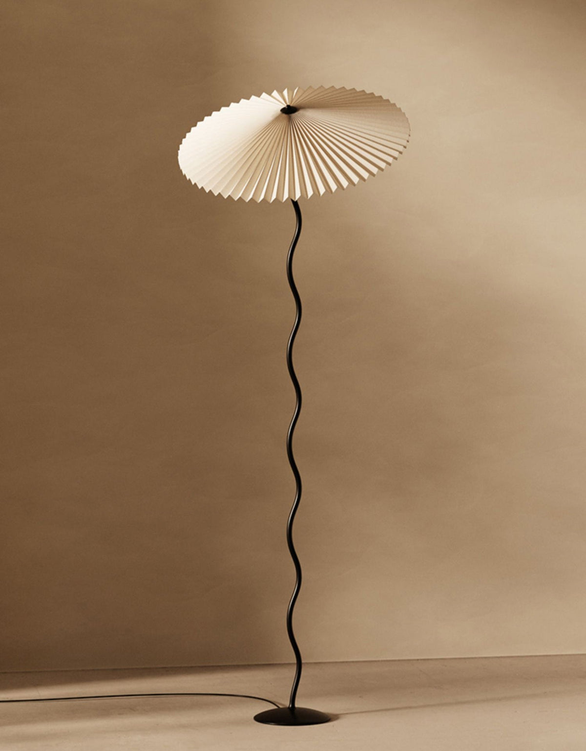 Fatavo Sculptural Floor Lamp