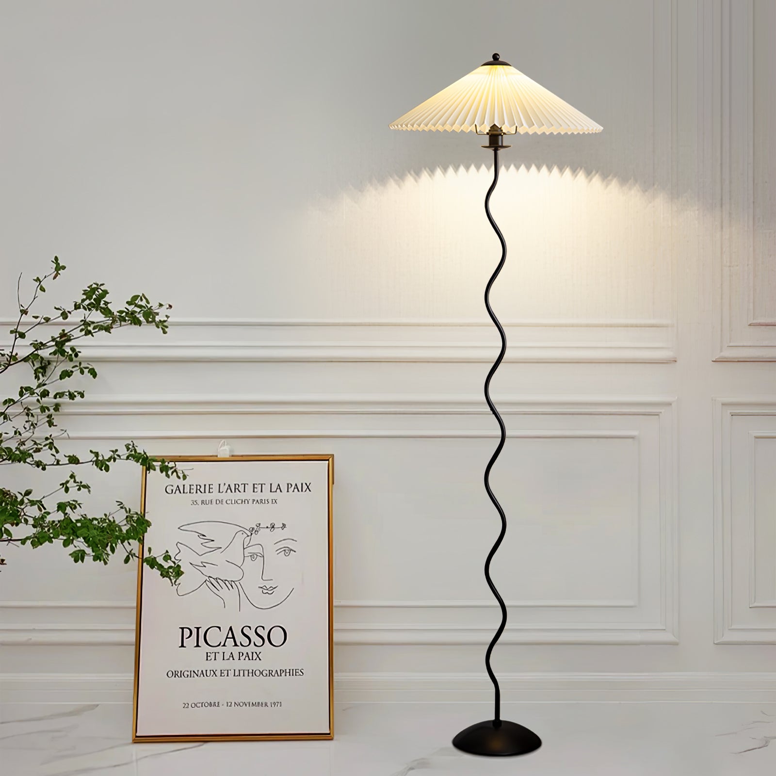 Urus Floor Lamp