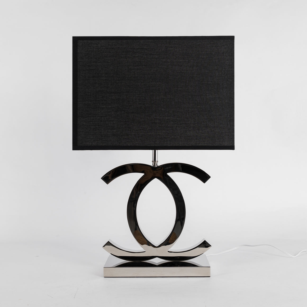 Avelza Table Lamp