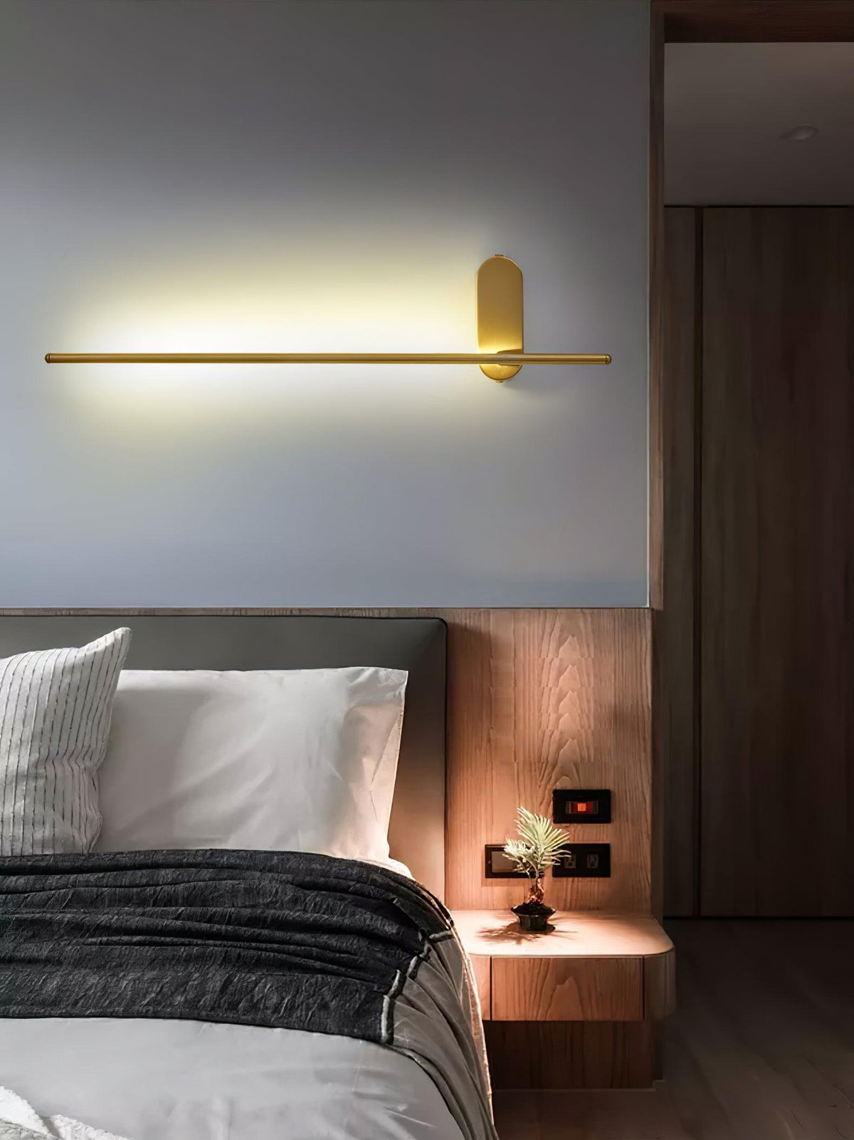 Ilei Linear Wall Light