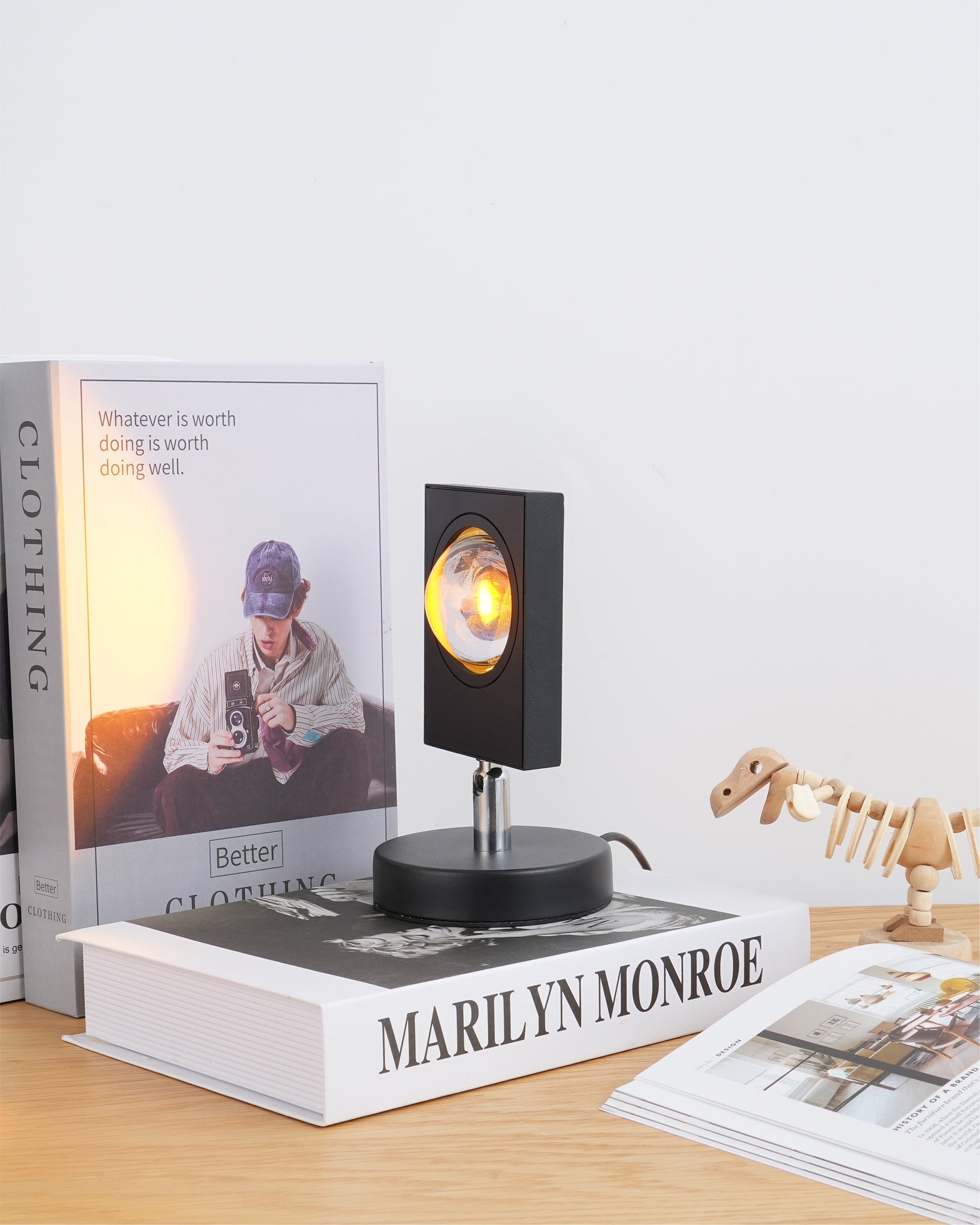 Alzelava Halo Table Lamp