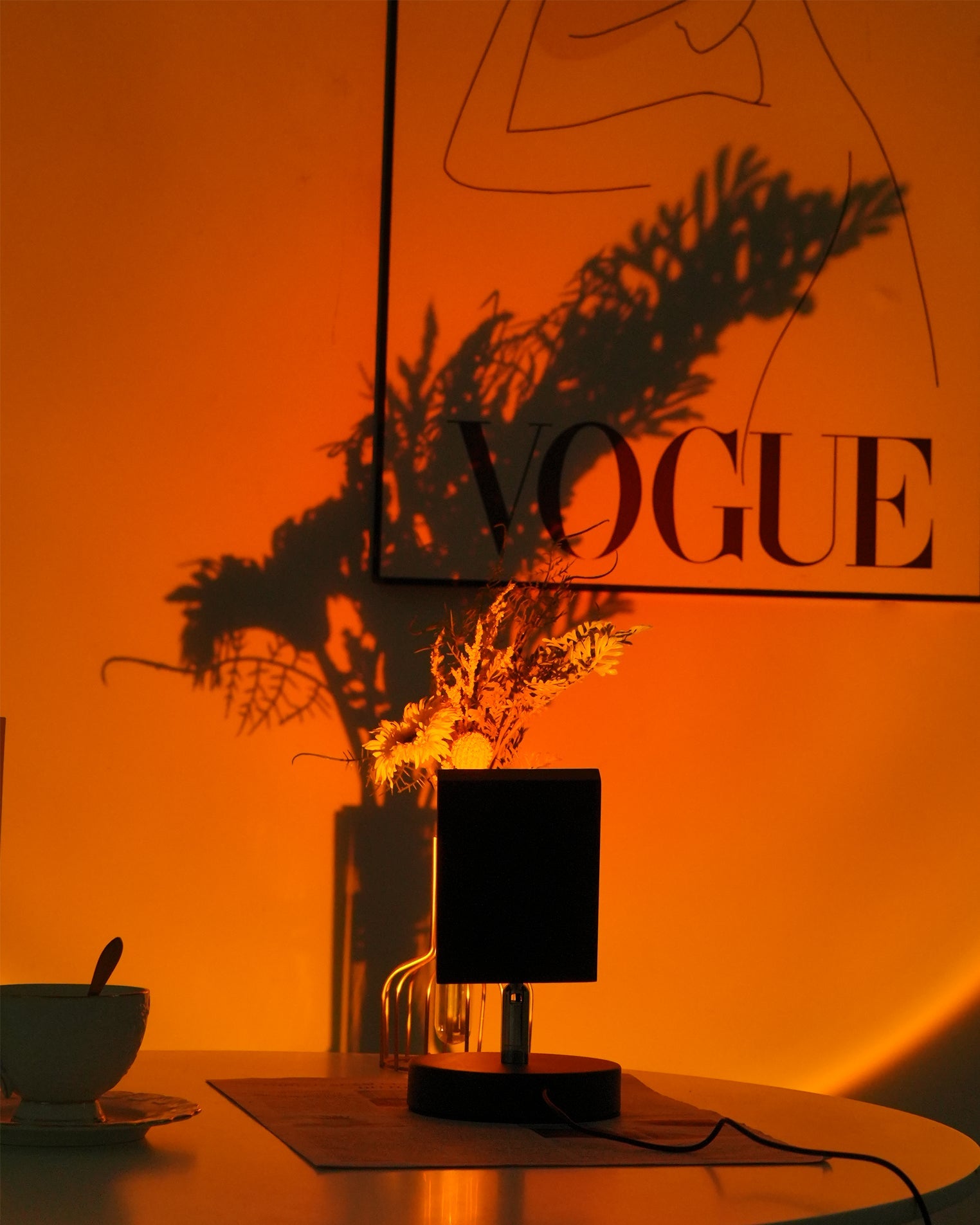 Alzelava Halo Table Lamp