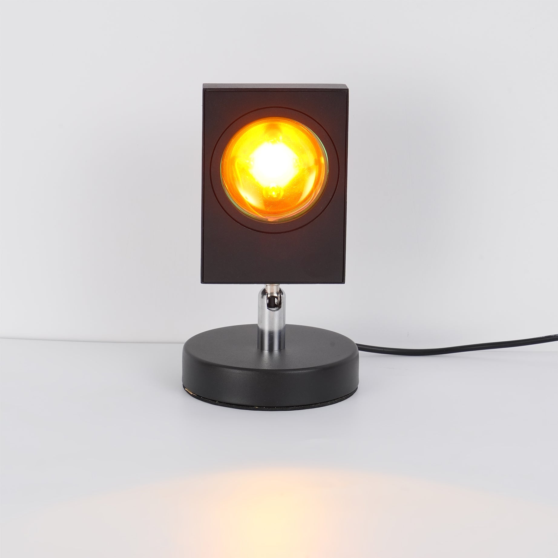 Alzelava Halo Table Lamp