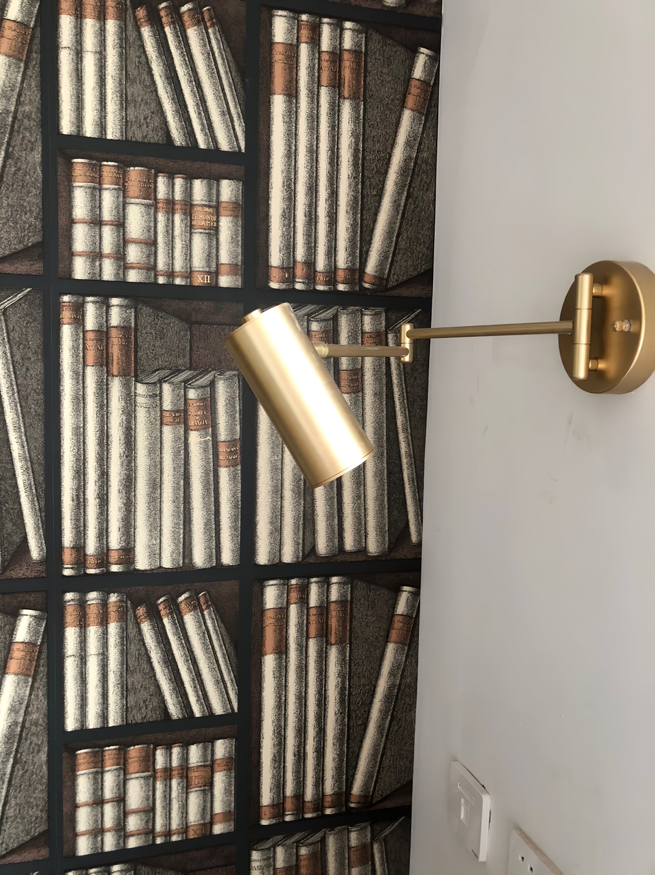 Arzanero Modern Wall Light