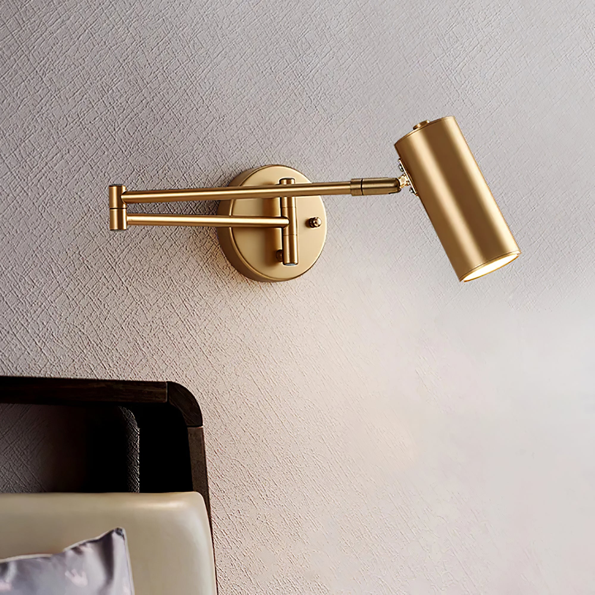 Arzanero Modern Wall Light