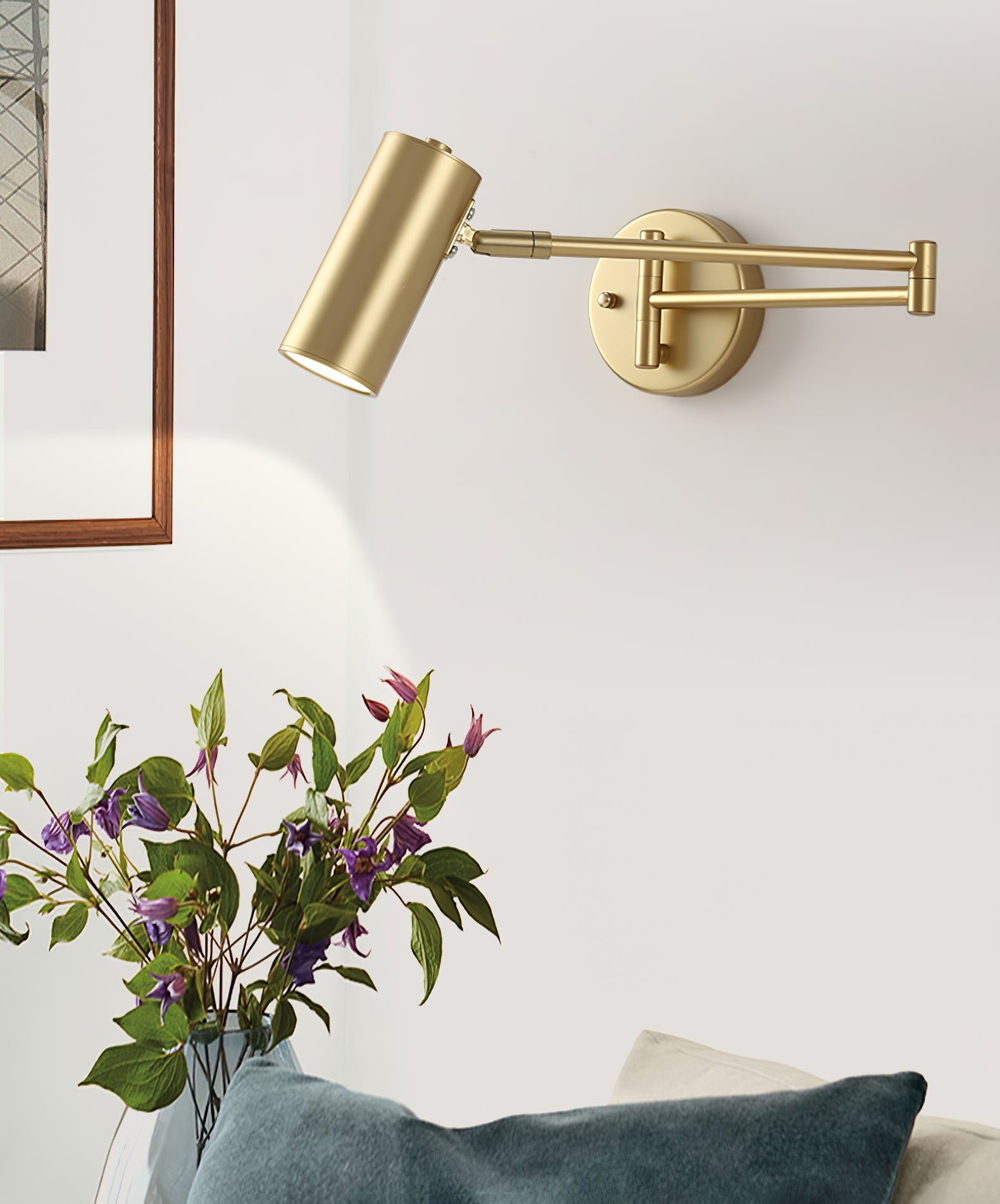 Arzanero Modern Wall Light