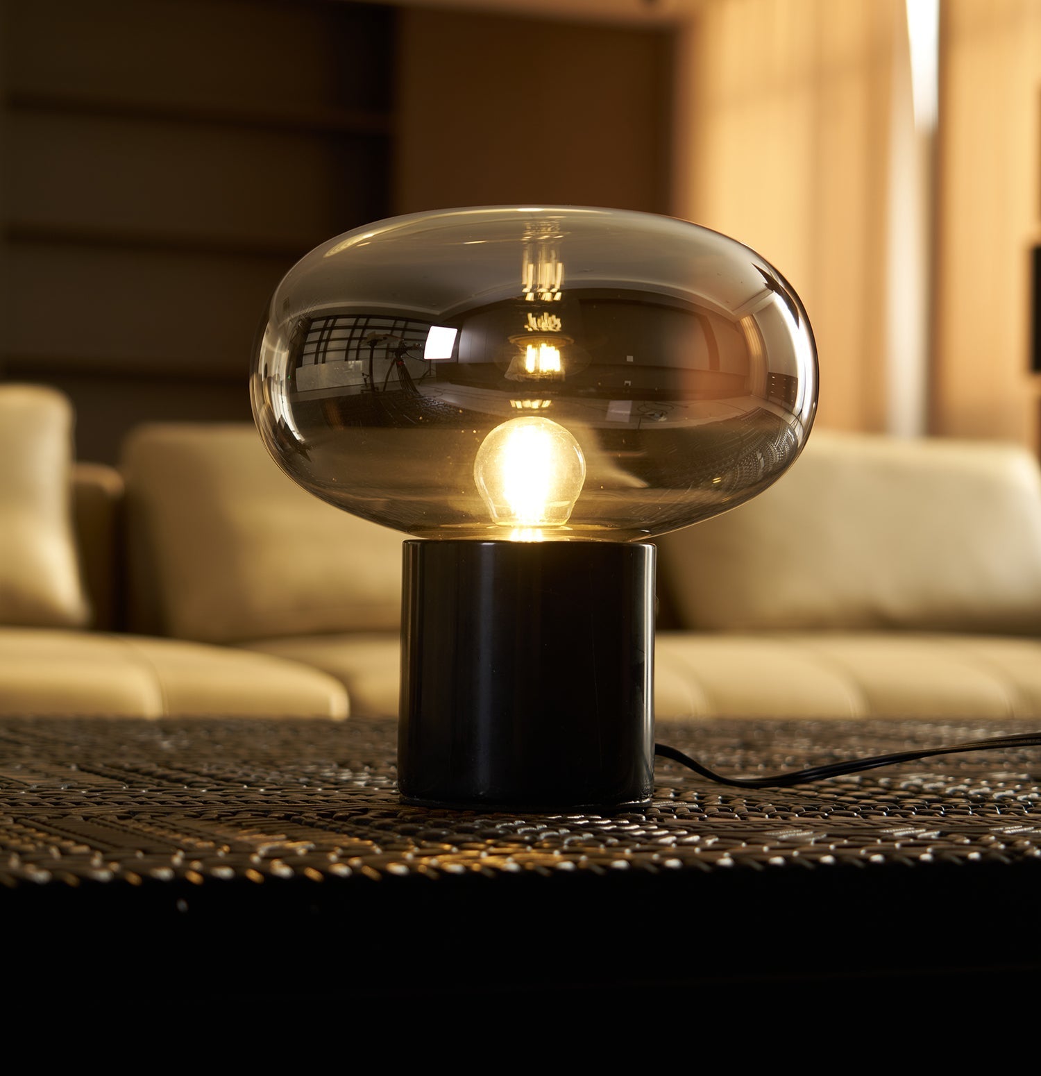 Nylson Marble Table Lamp
