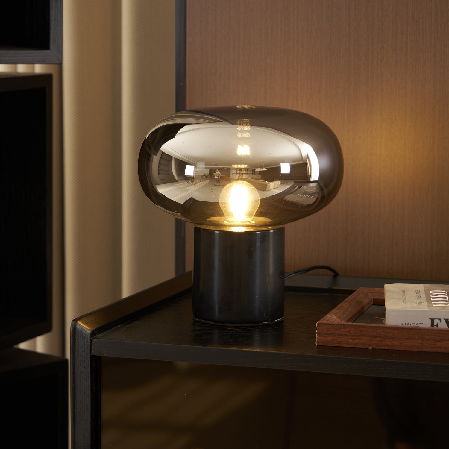 Nylson Marble Table Lamp