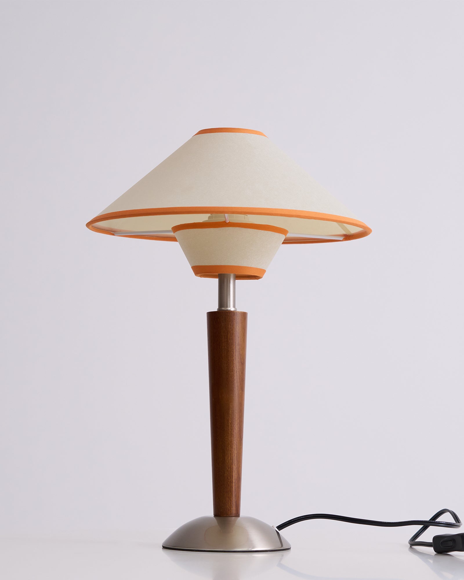 Almorino Modern Table Lamp