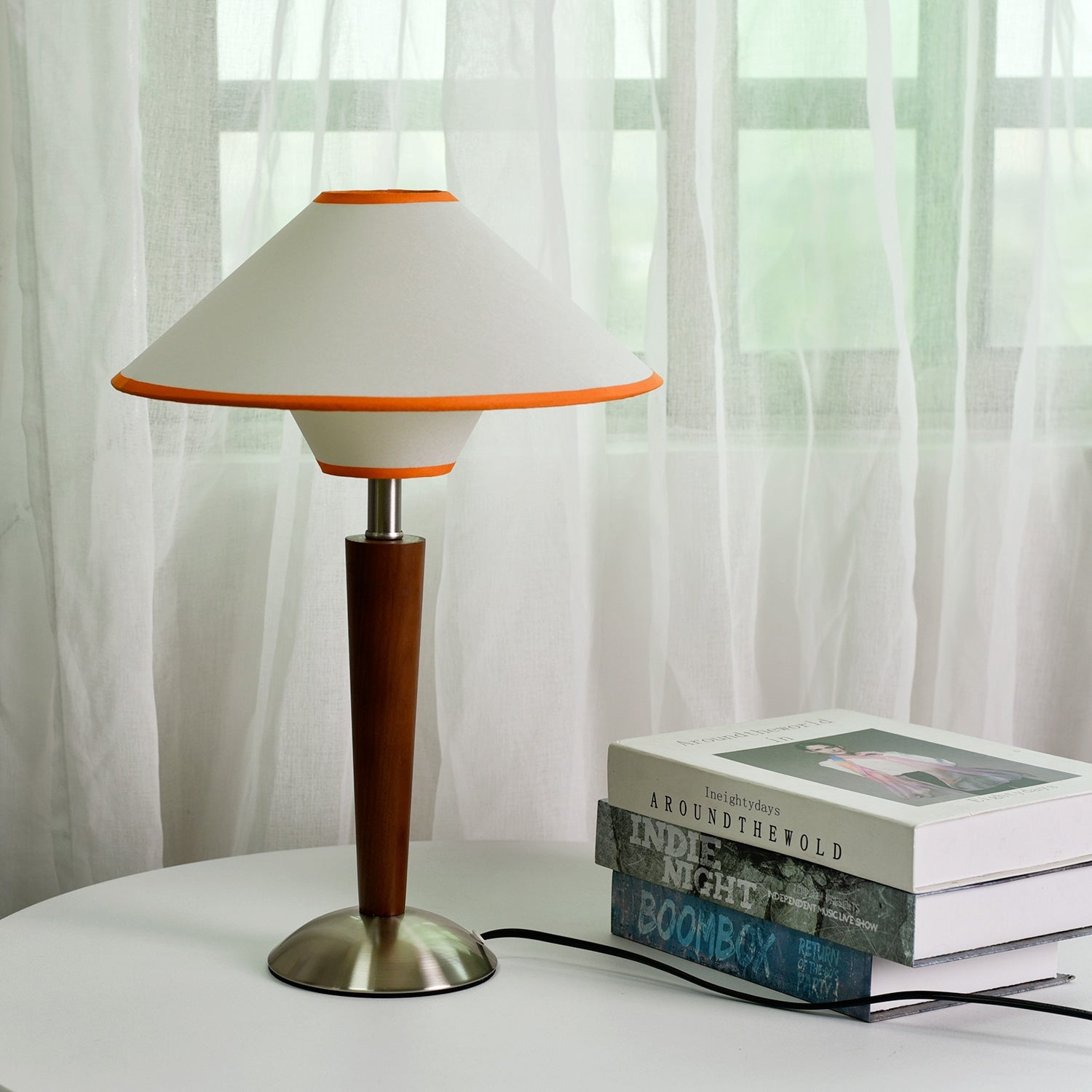 Almorino Modern Table Lamp
