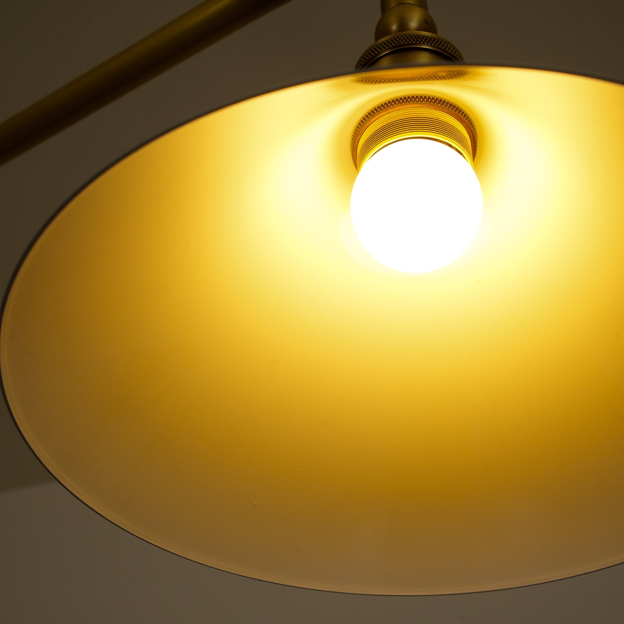 Alriza Linear Pendant Light