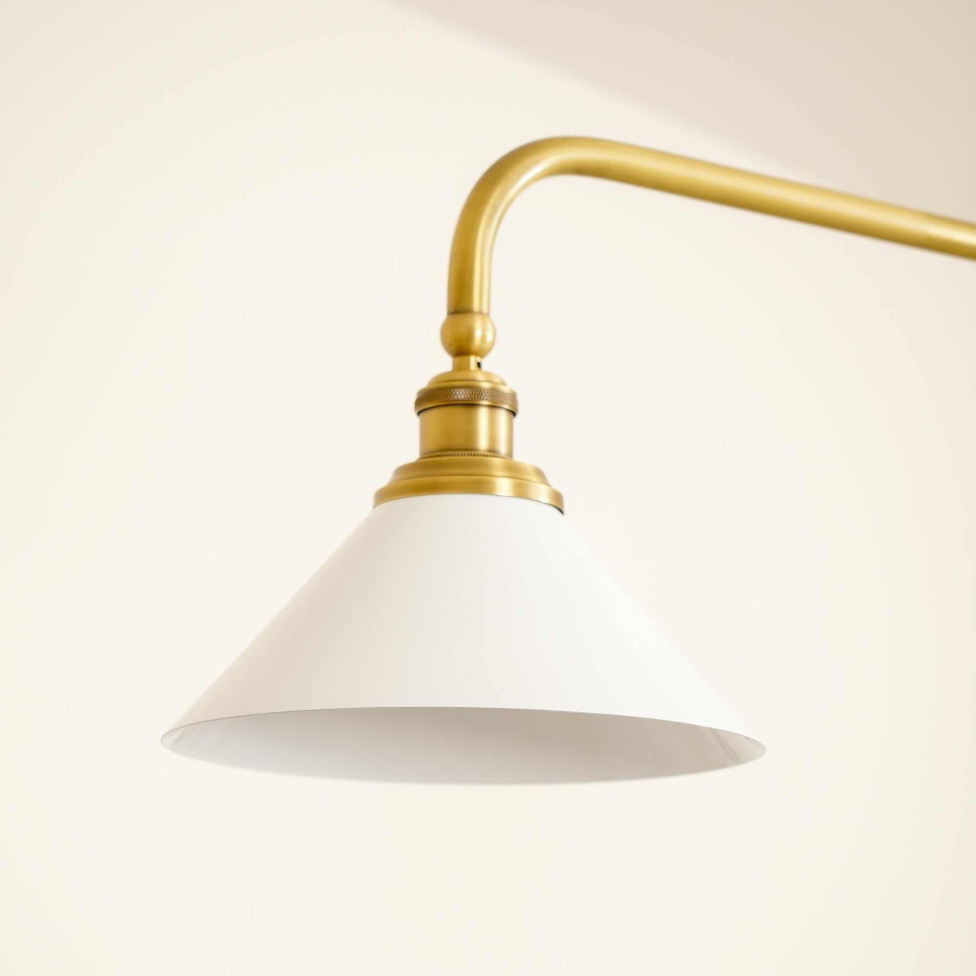 Alriza Linear Pendant Light