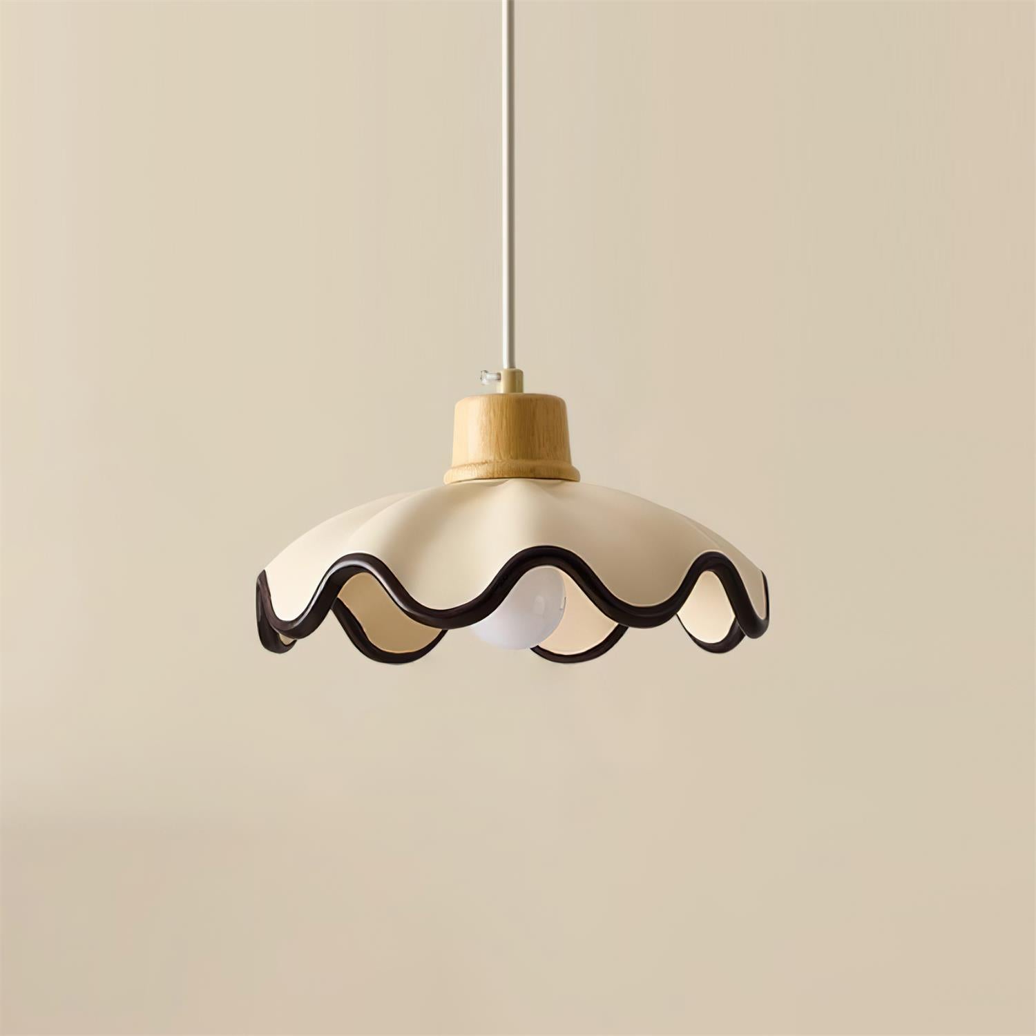 Najano Scalloped Pendant Light