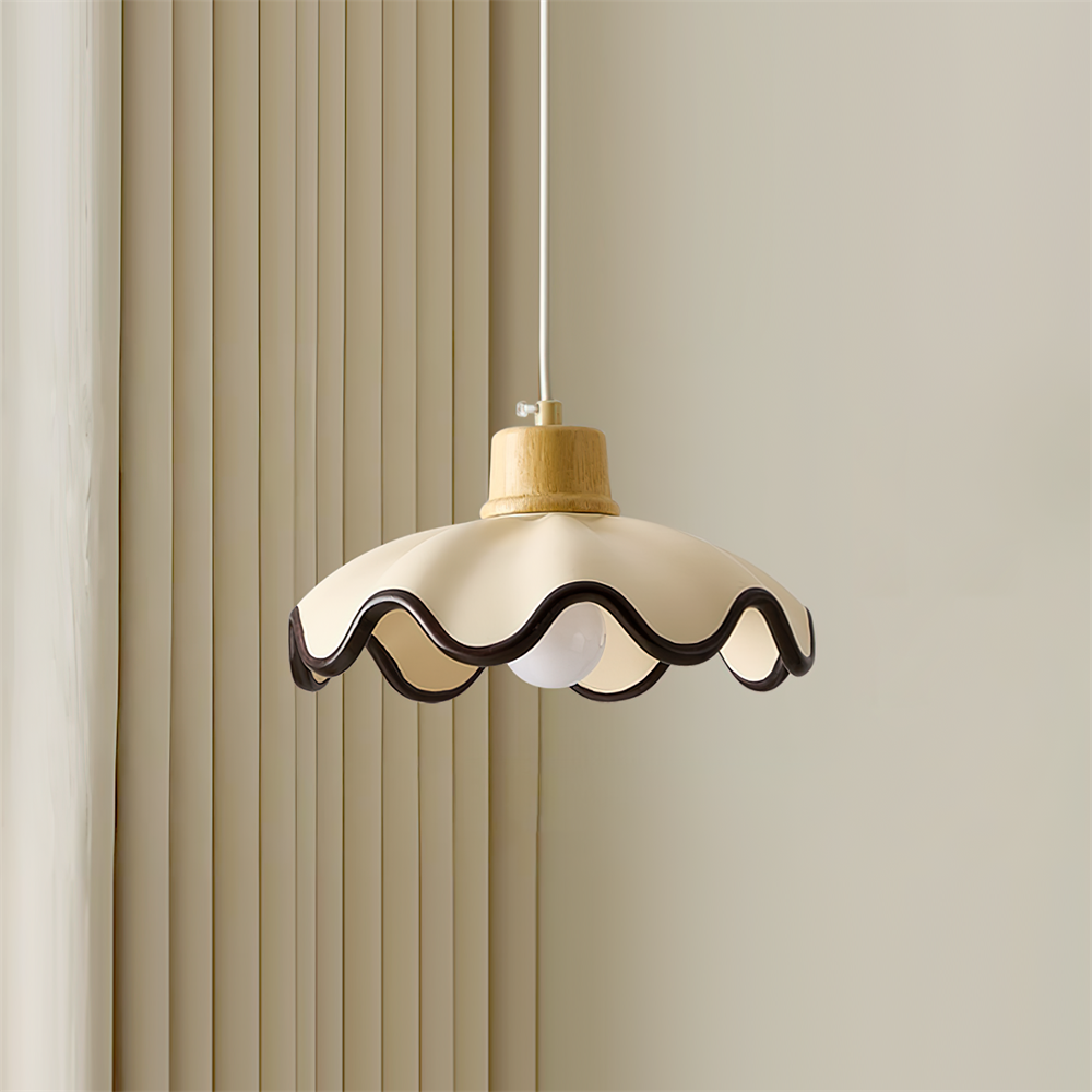 Najano Scalloped Pendant Light