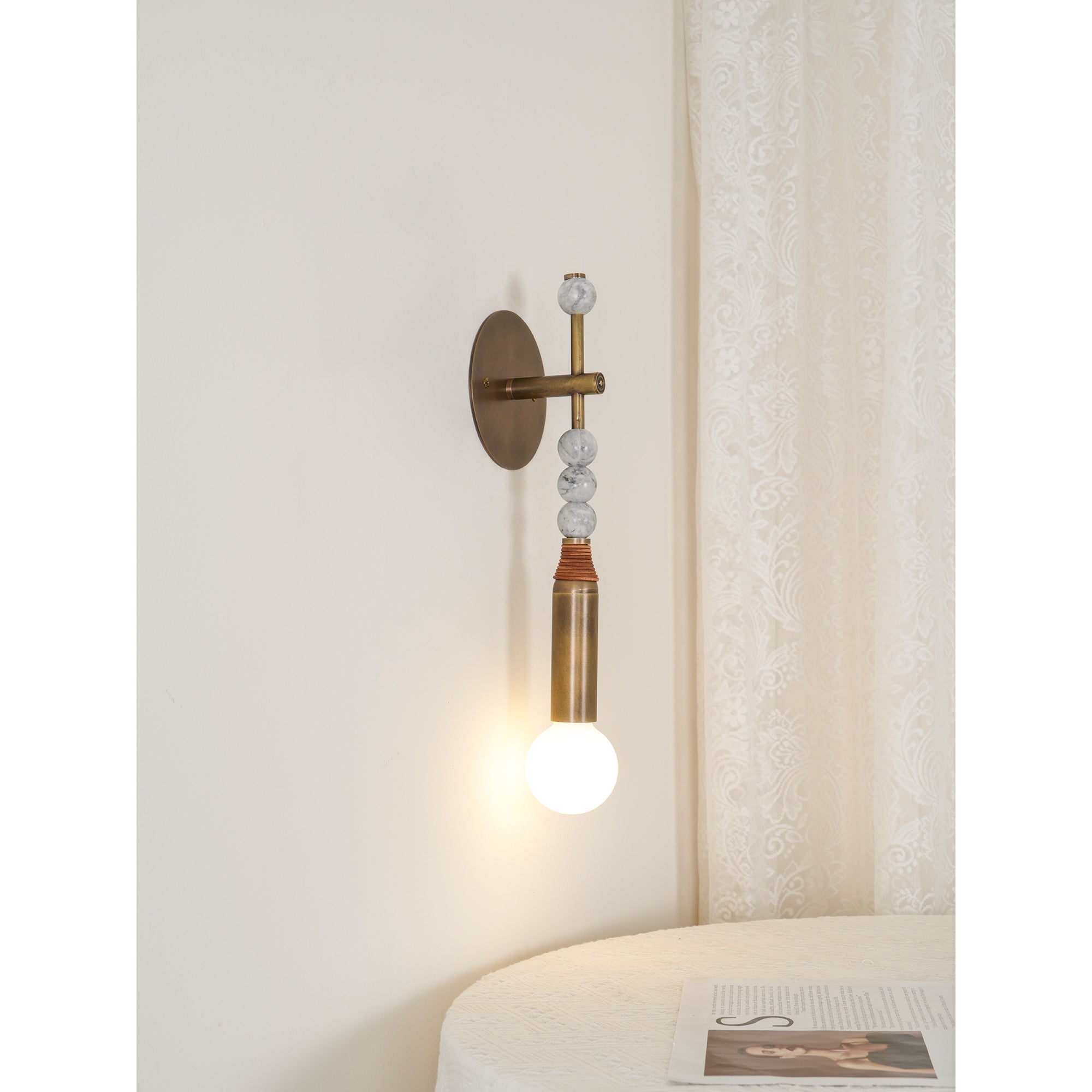 Bealyo Wall Light