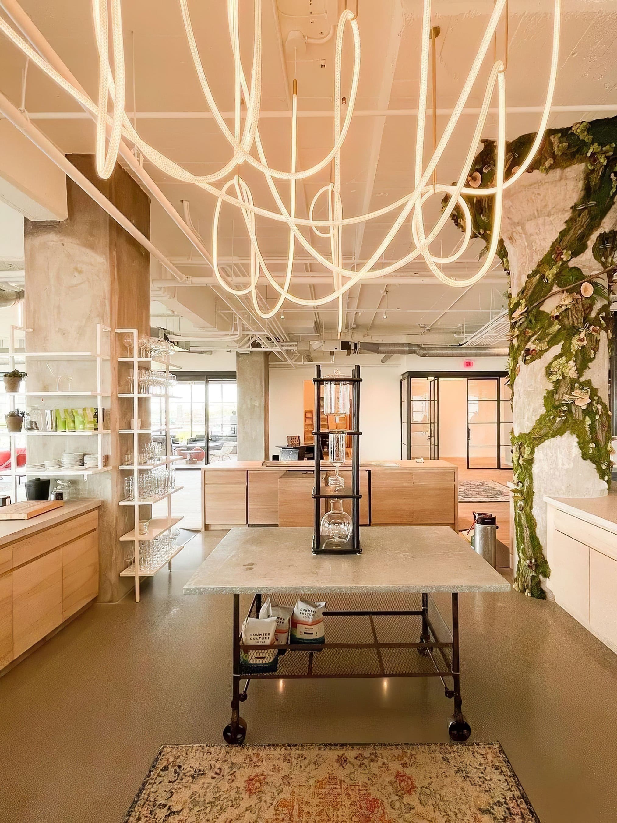Okanira Flexible Pendant Light