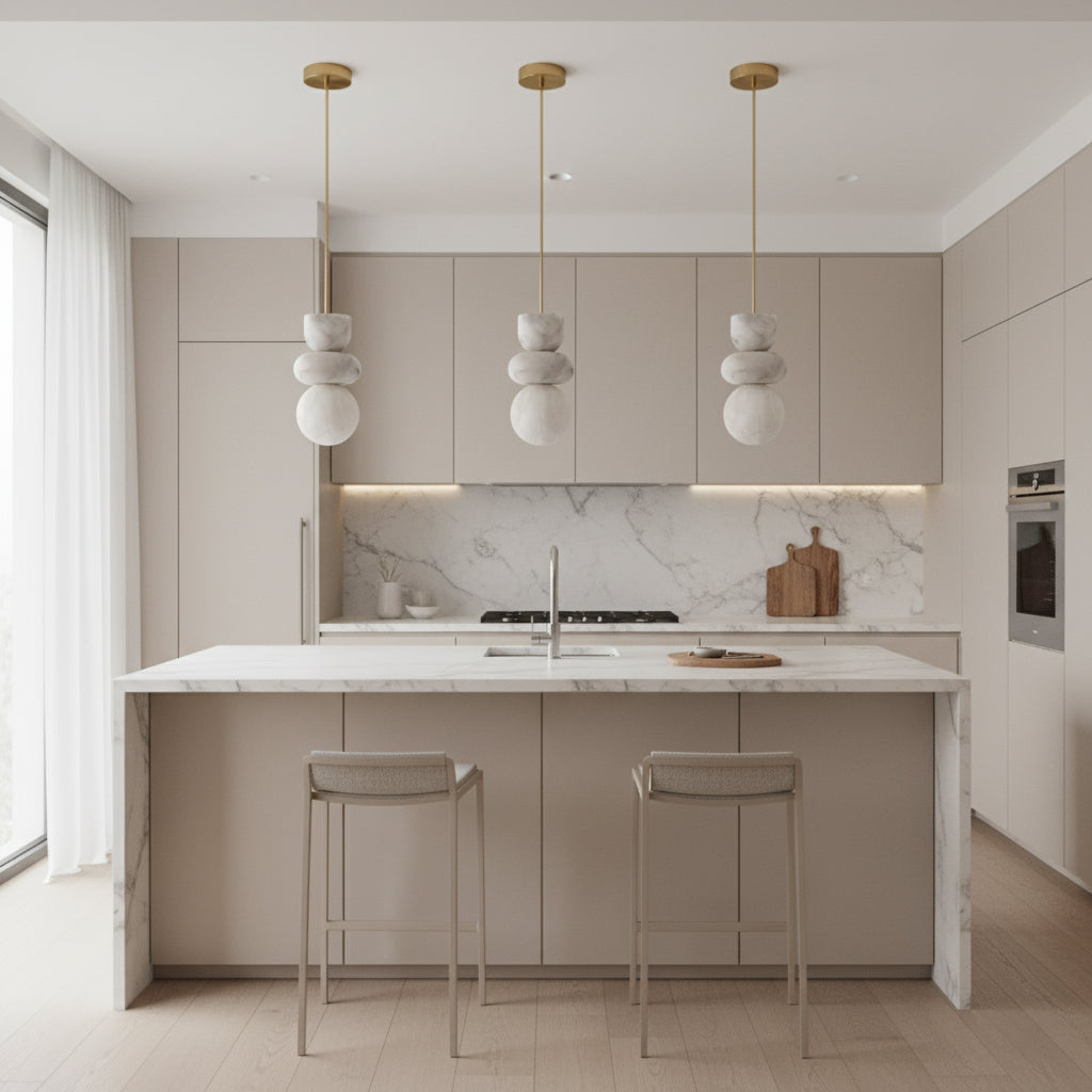 Bealiovo Totem Pendant Light