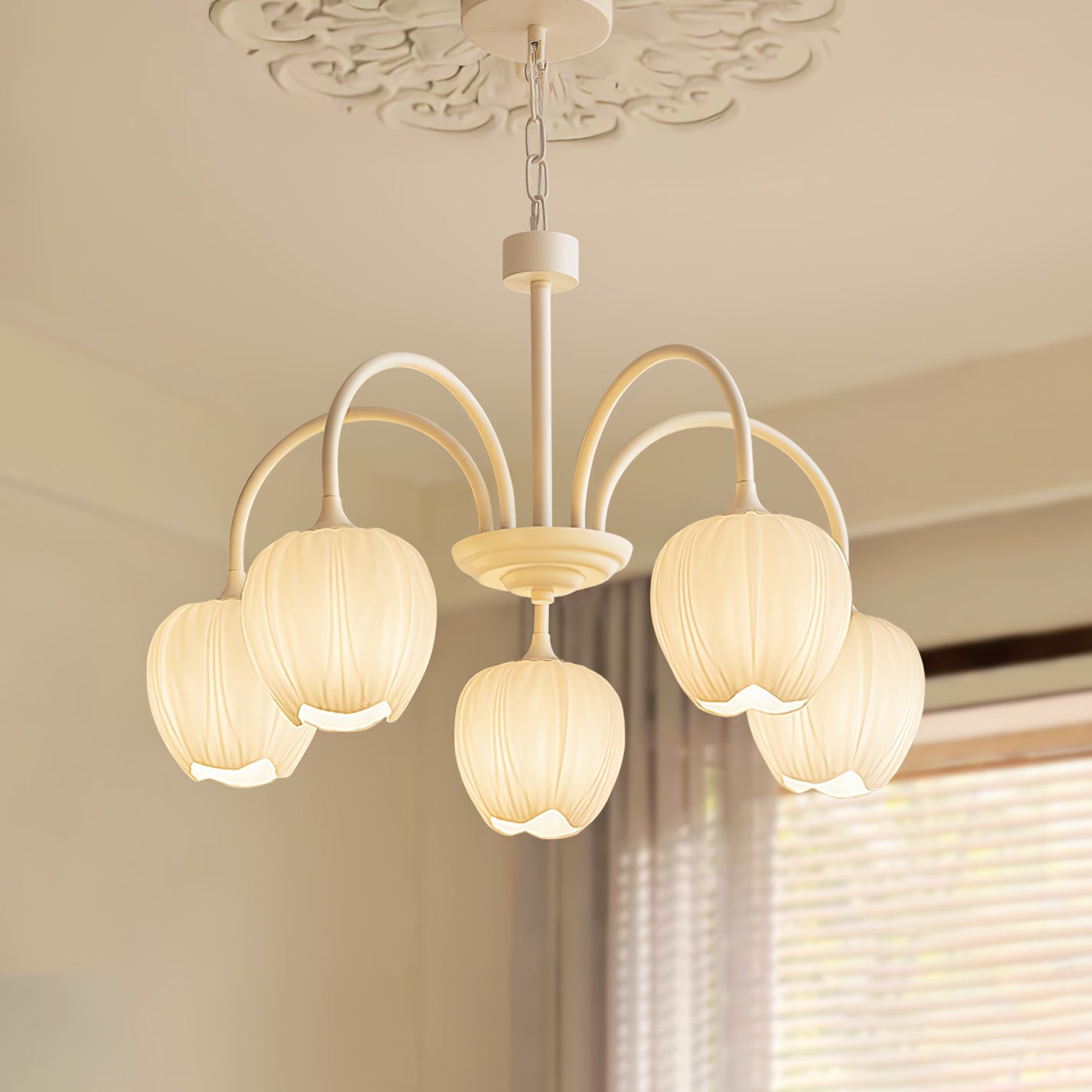 Alevovaor Tulip Chandelier