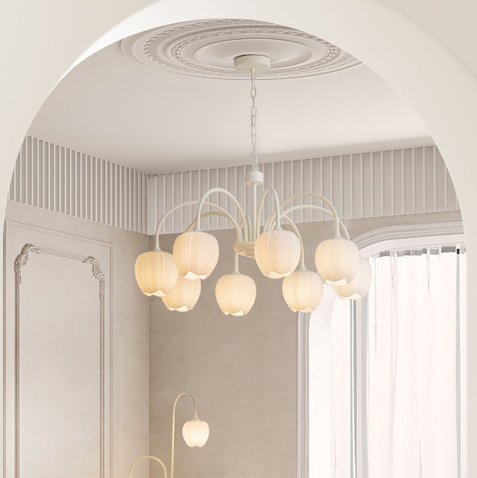 Alevovaor Tulip Chandelier