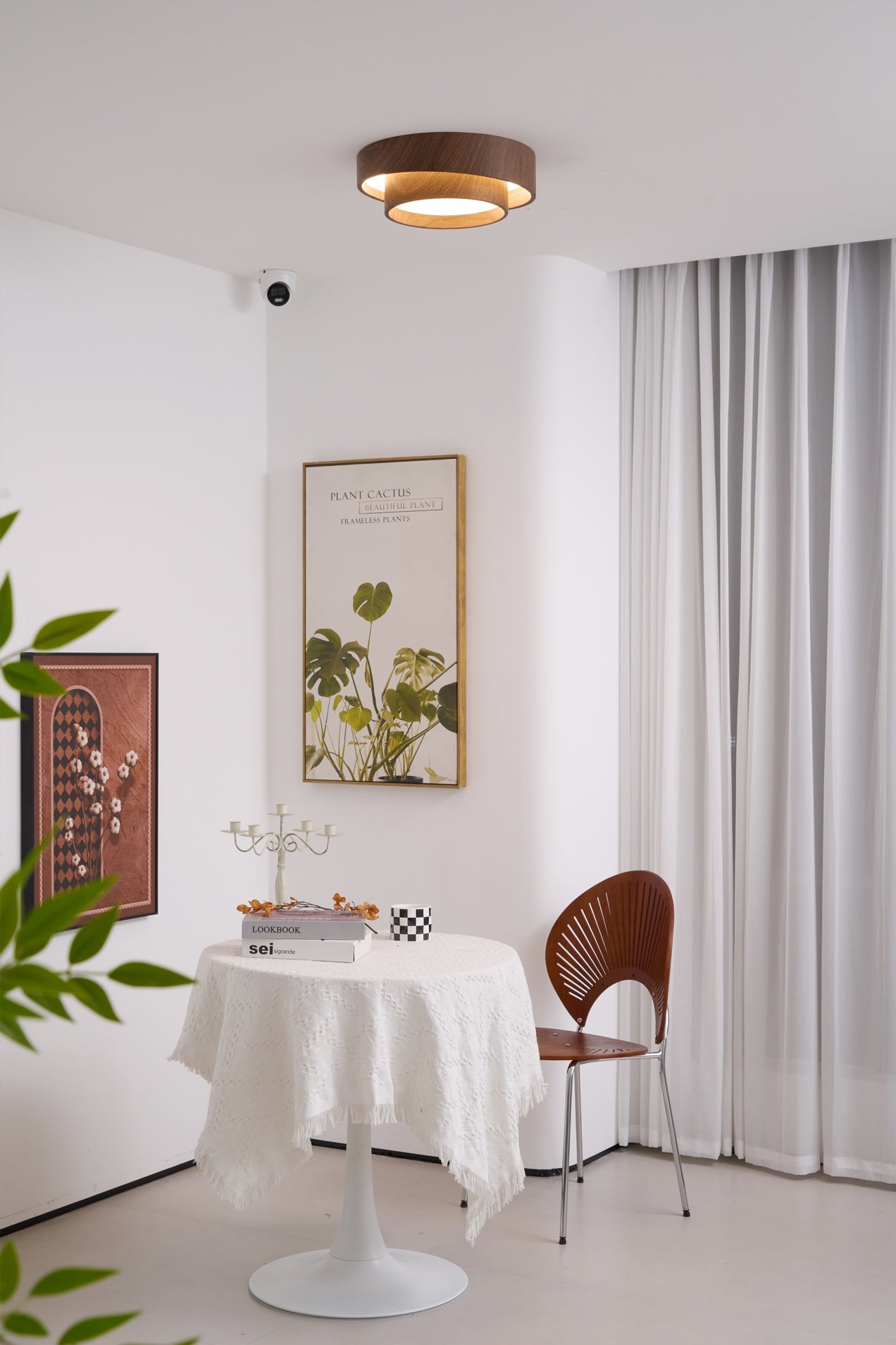 Aviraya Round Ceiling Light