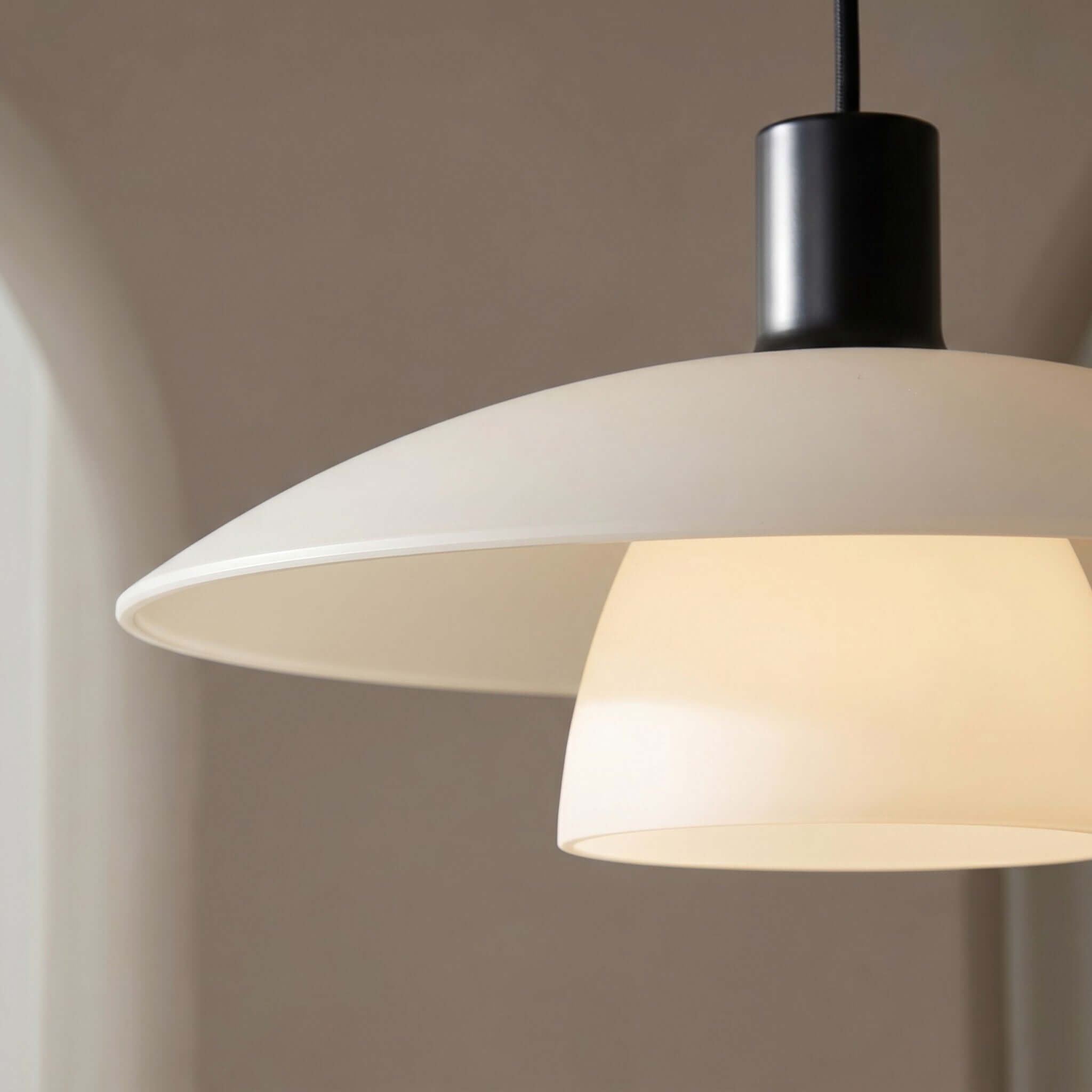 Efale Pendant Light