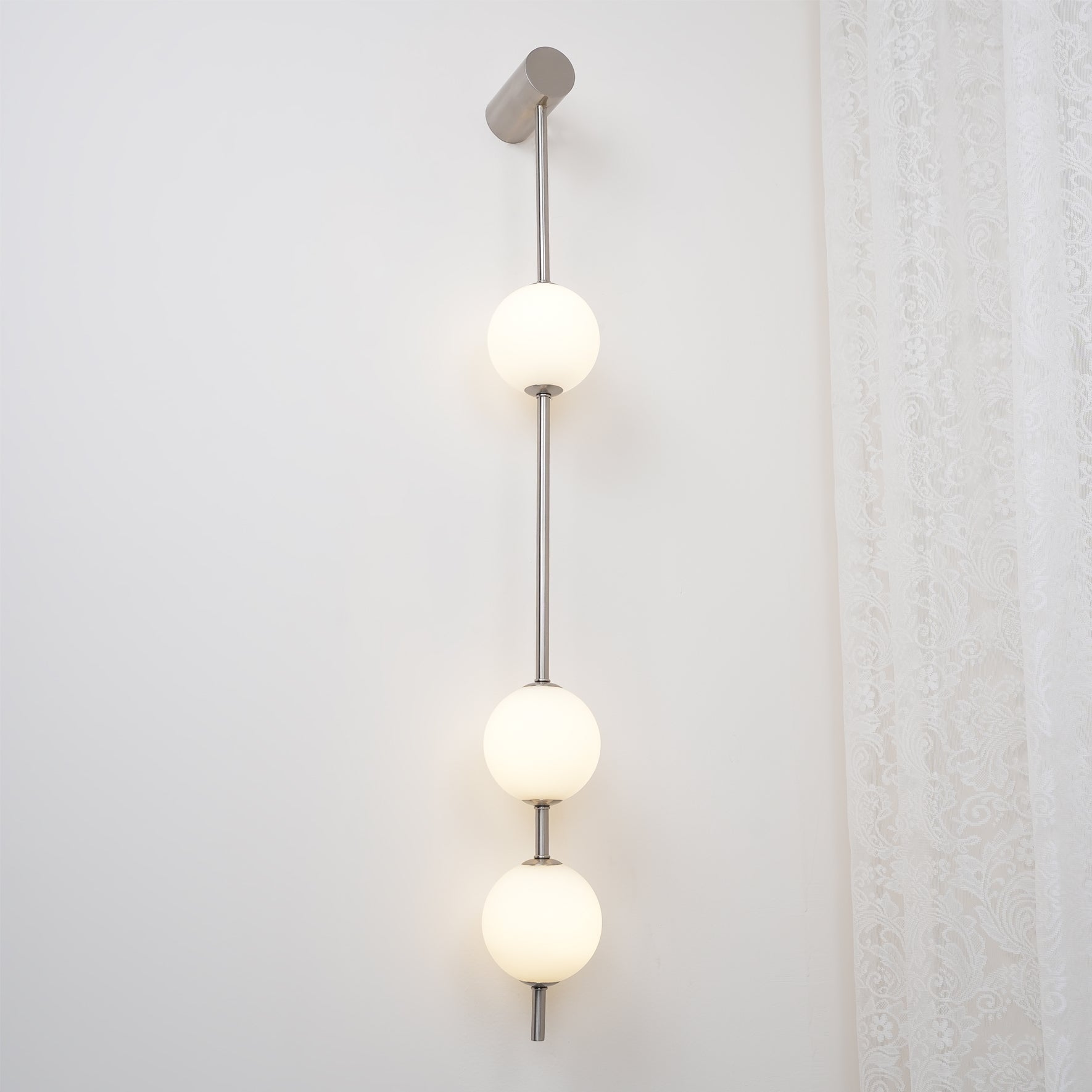 Votello Globe Wall Light