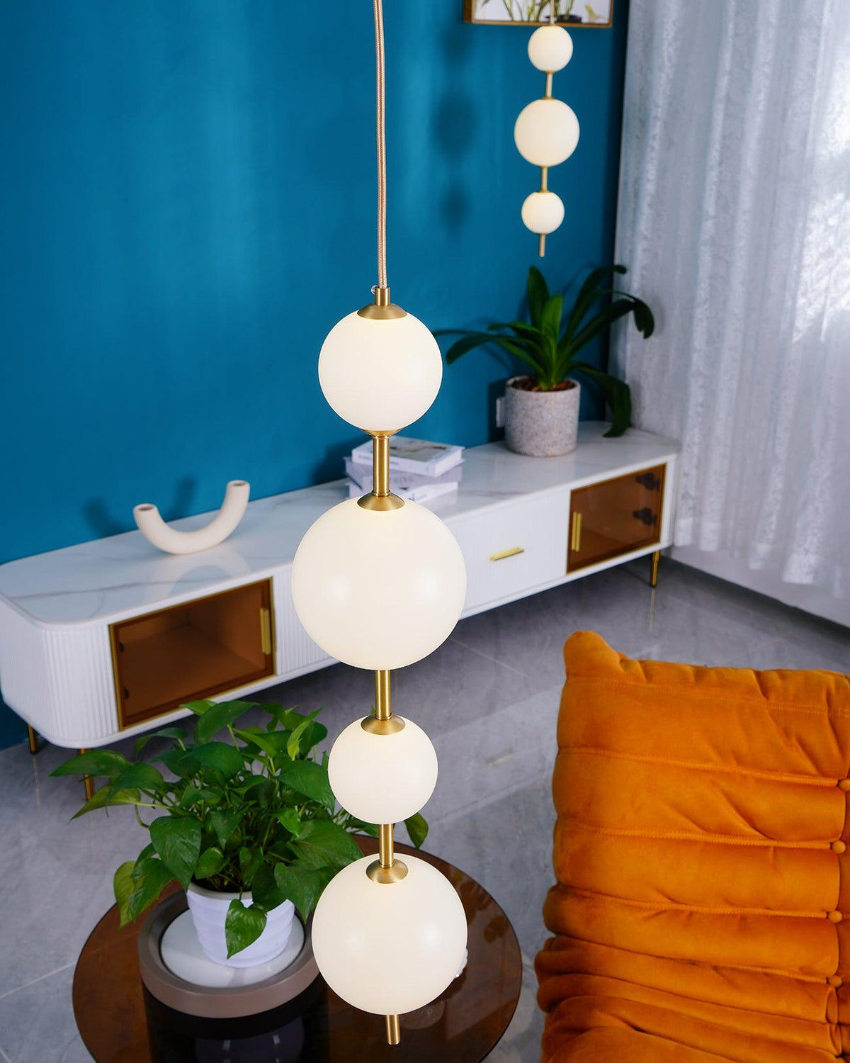 Rojo Globe Pendant Light