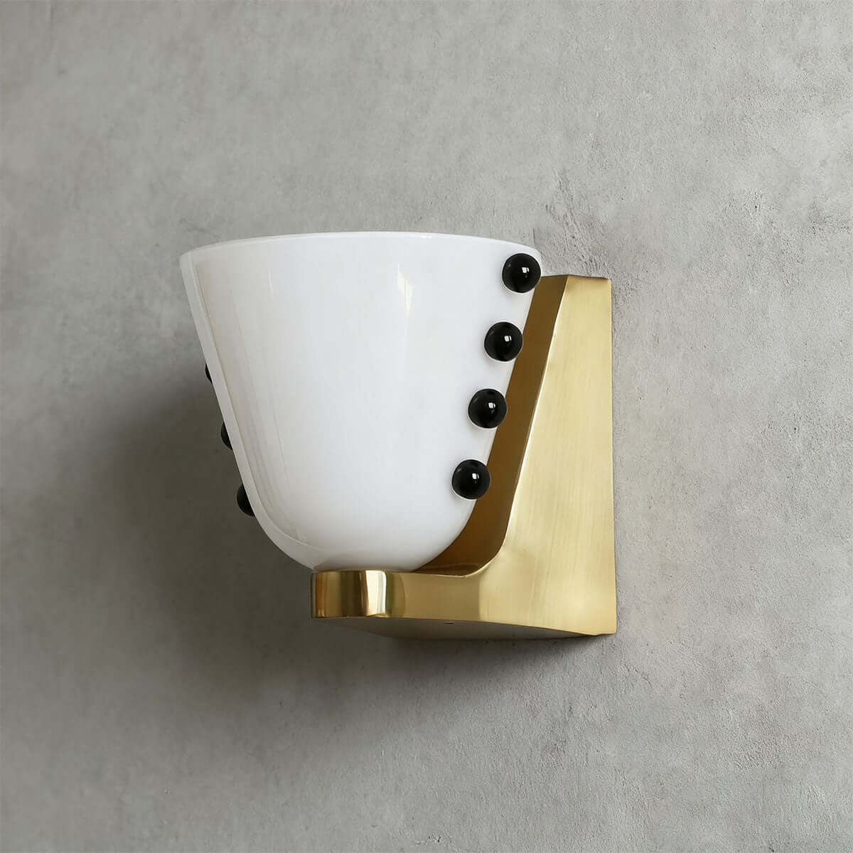 Ubavelo Wall Light