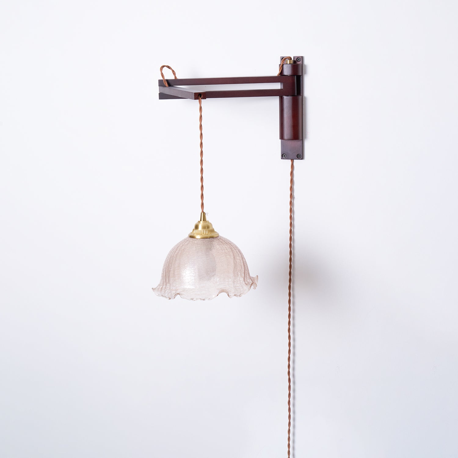 Hadi Wall Light