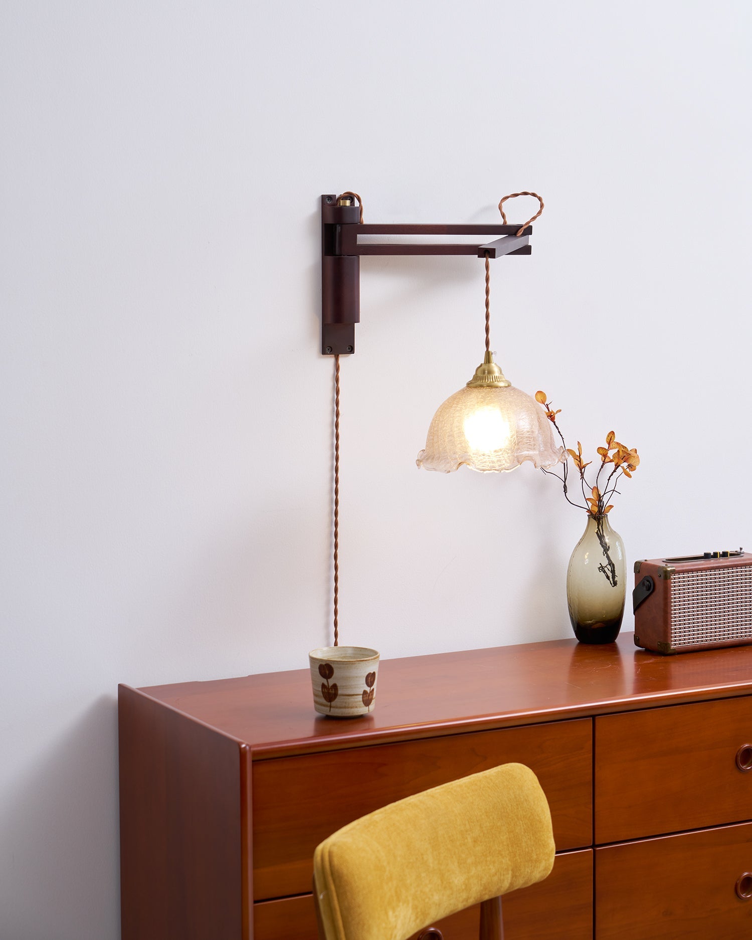 Hadi Wall Light