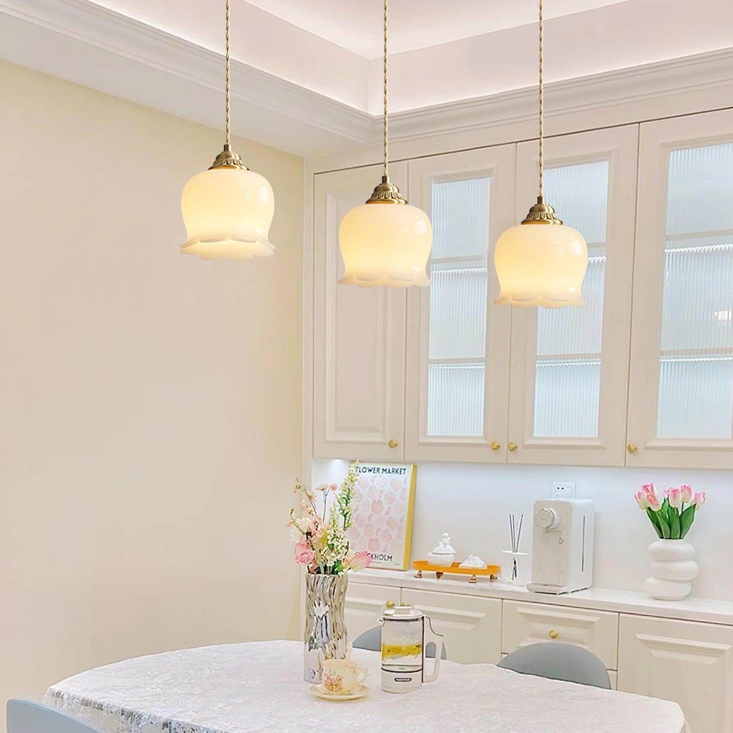Bavelian Flower Pendant Light