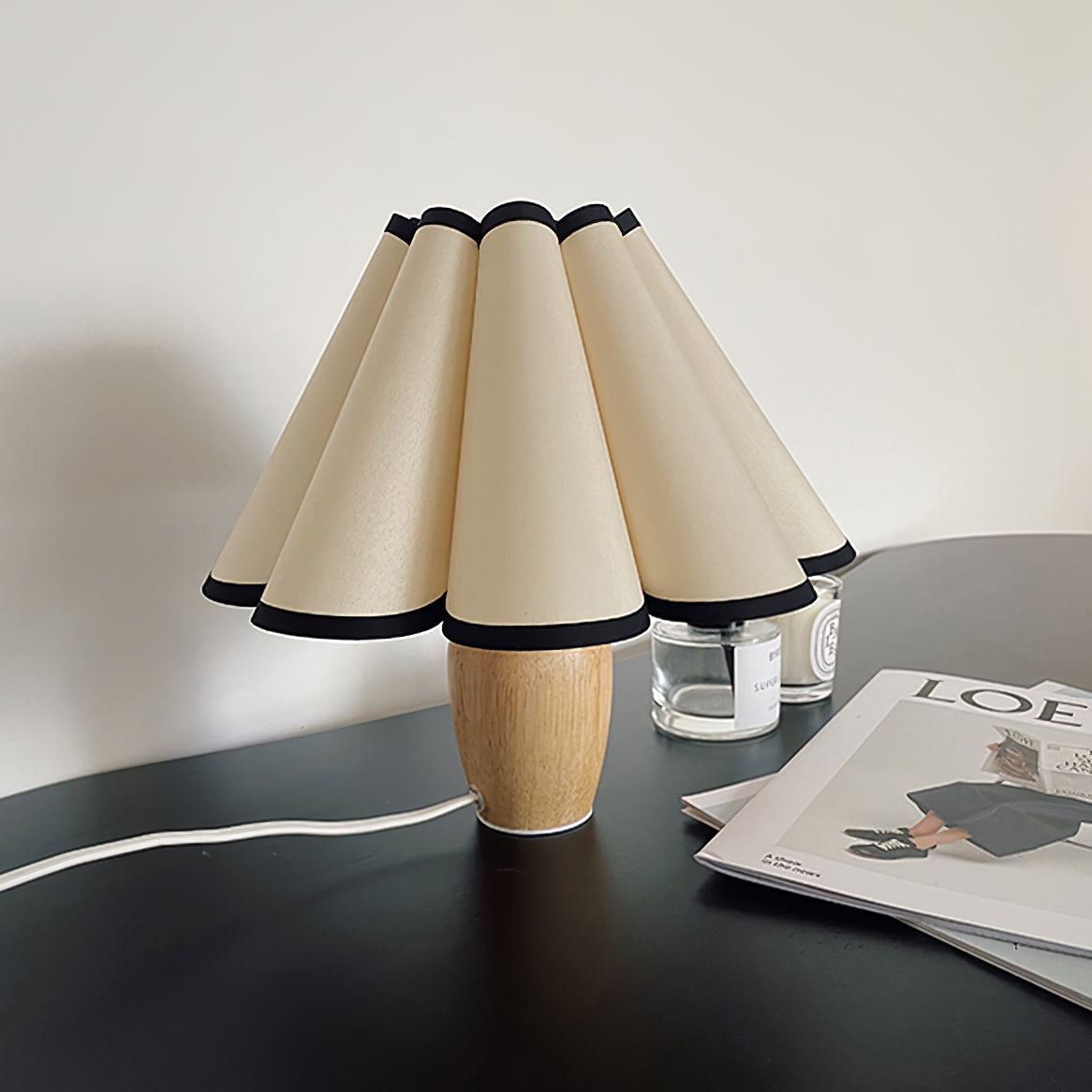 Padu Pleated Table Lamp