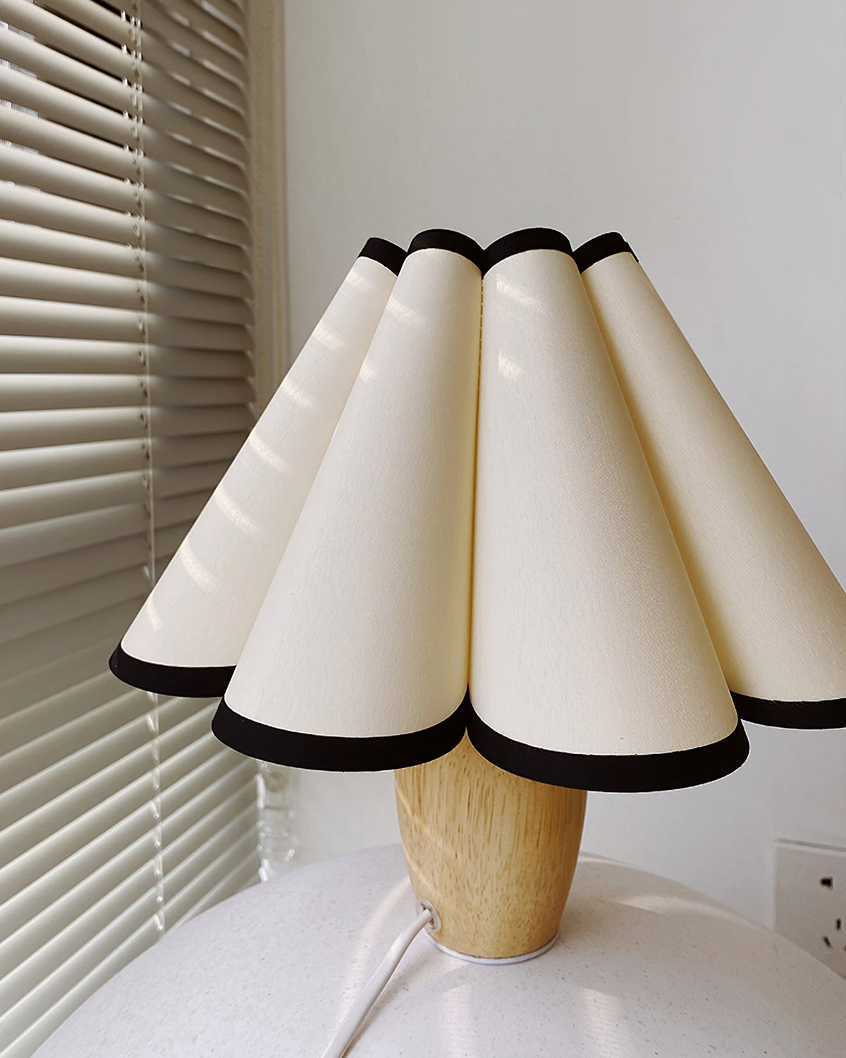 Padu Pleated Table Lamp