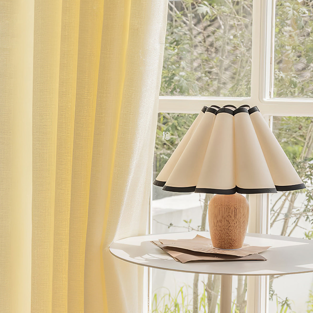 Padu Pleated Table Lamp