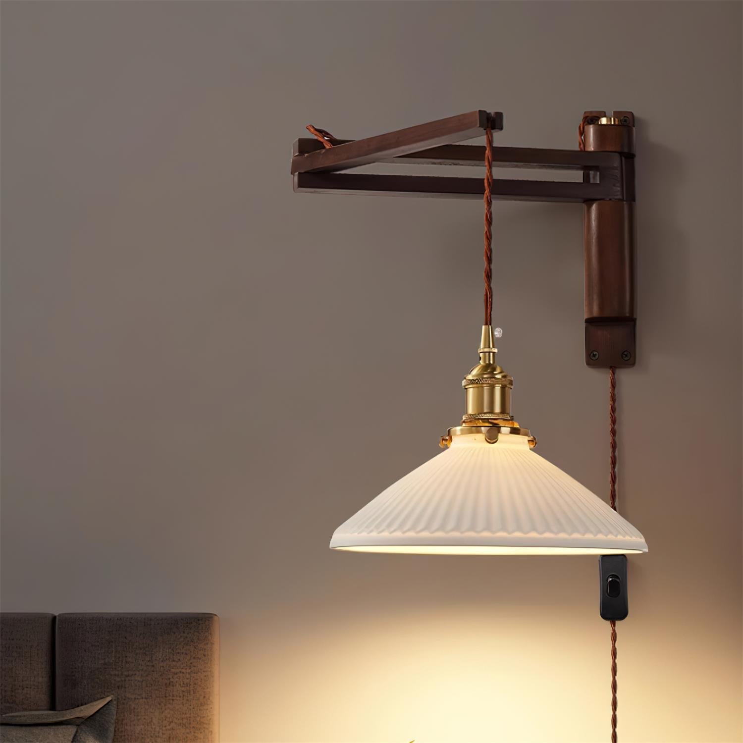 Hadi Wall Light