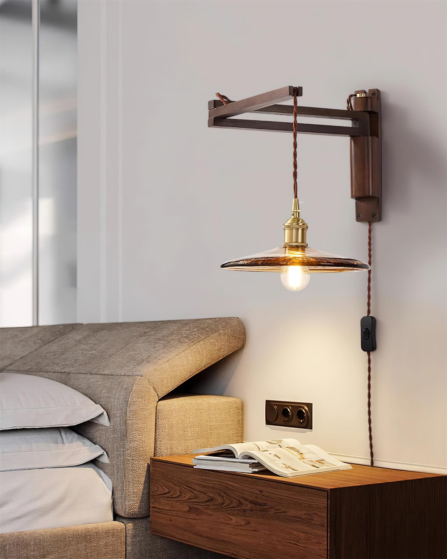 Hadi Wall Light