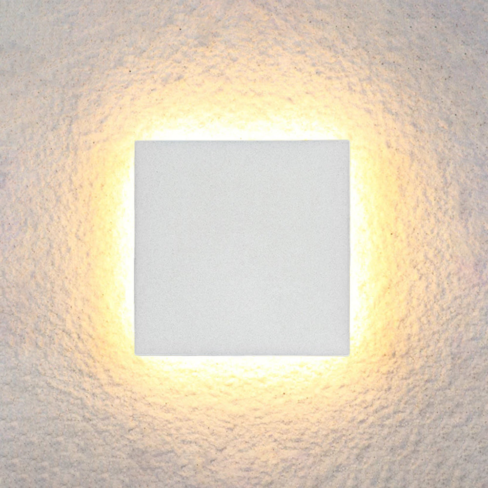 Arralona Minimalist Wall Light
