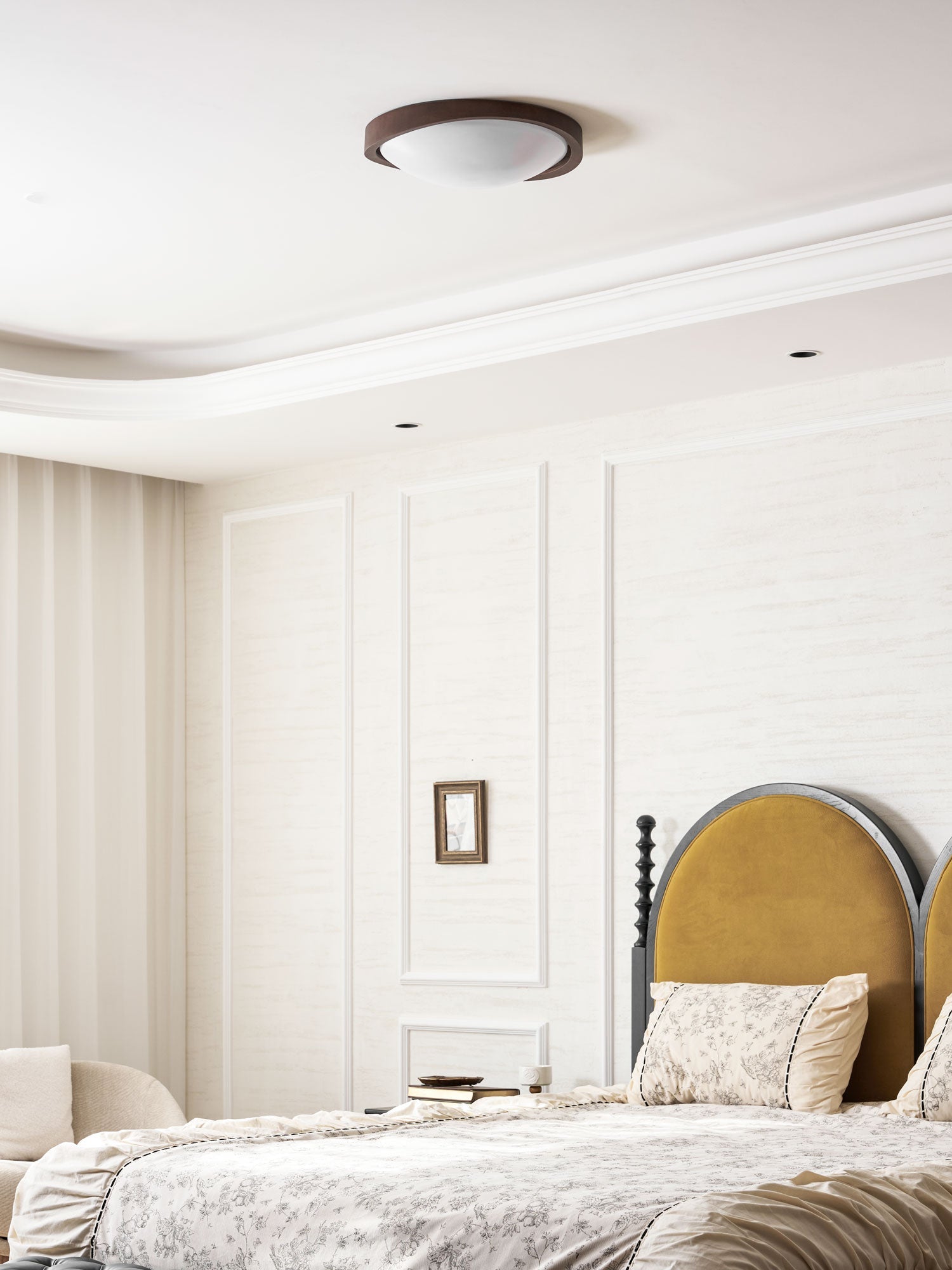 Almeliel Round Ceiling Light