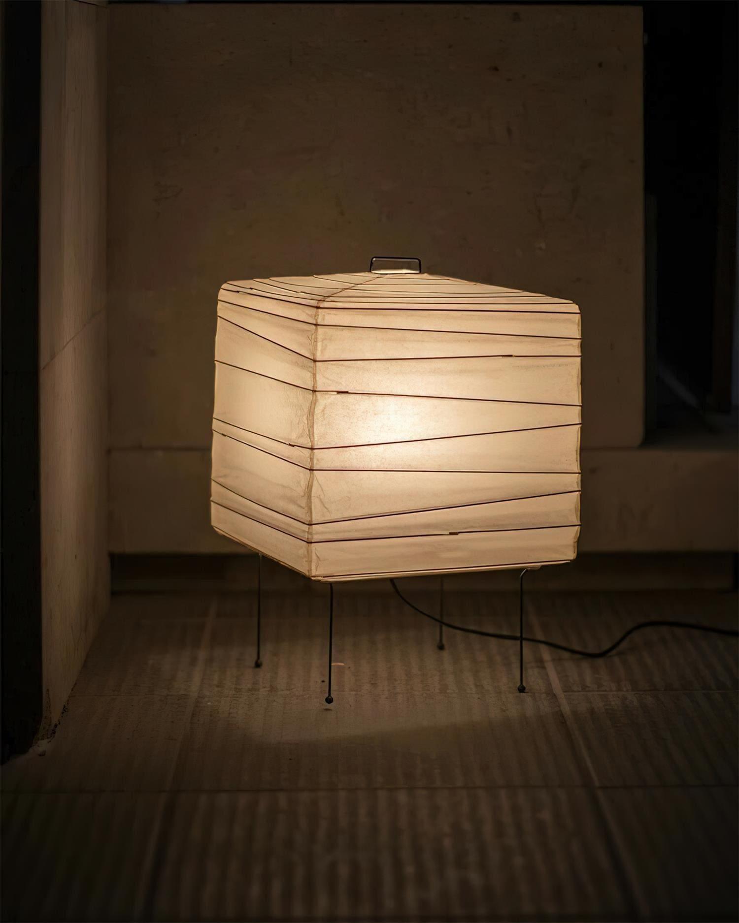 Guve Table Lamp