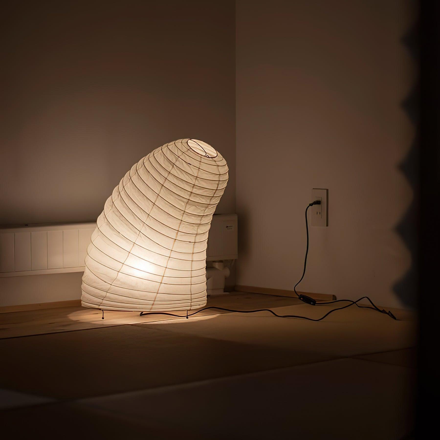 Allenla Lantern Table Lamp