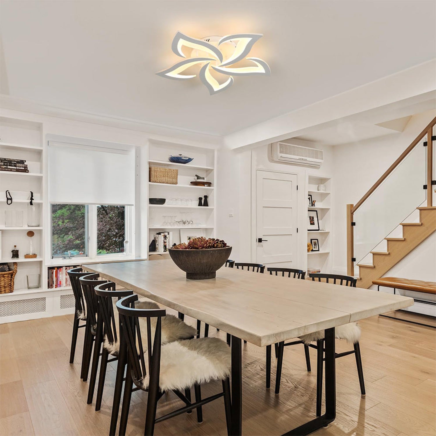 Lomesca Flower Ceiling Light