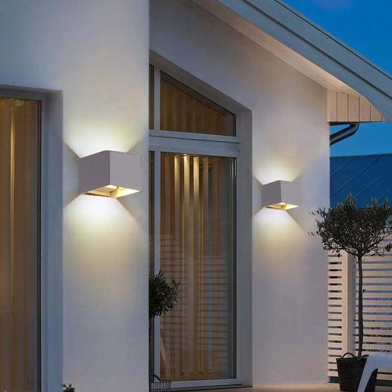 Arrenro Modern Wall Light