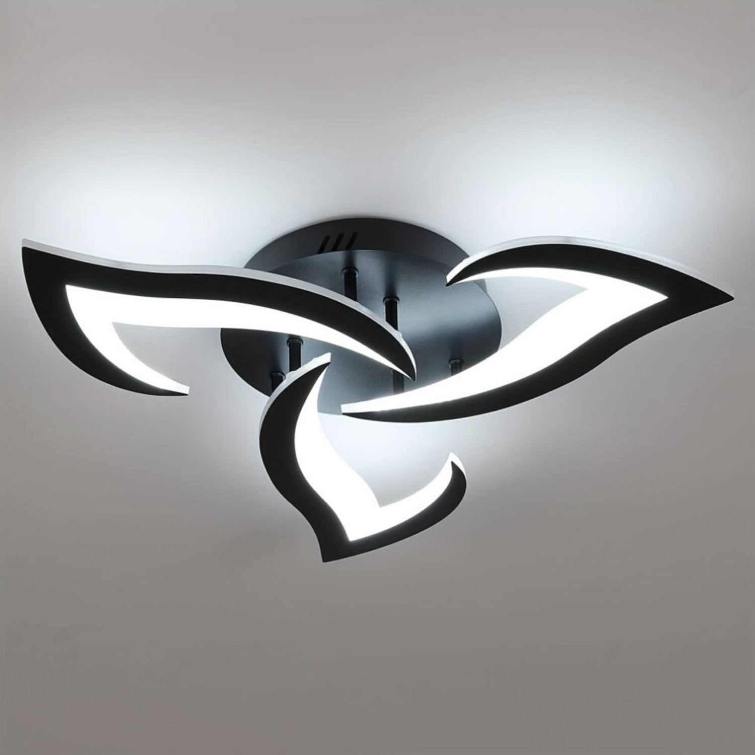 Lomesca Flower Ceiling Light