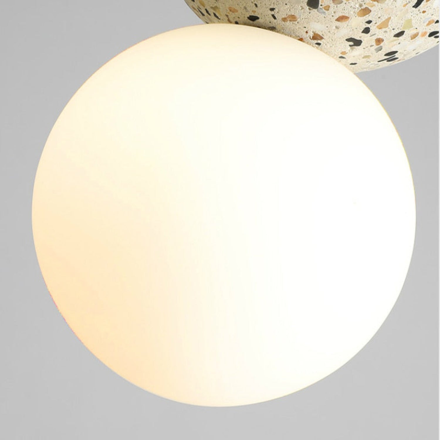 Povo Spherical Pendant Light
