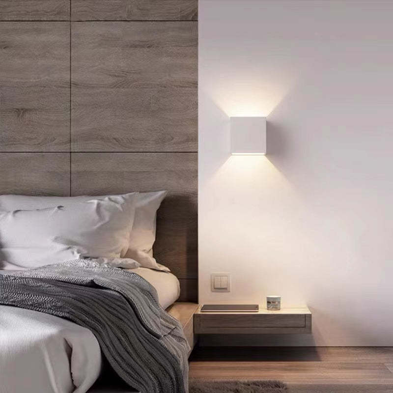 Arrenro Modern Wall Light