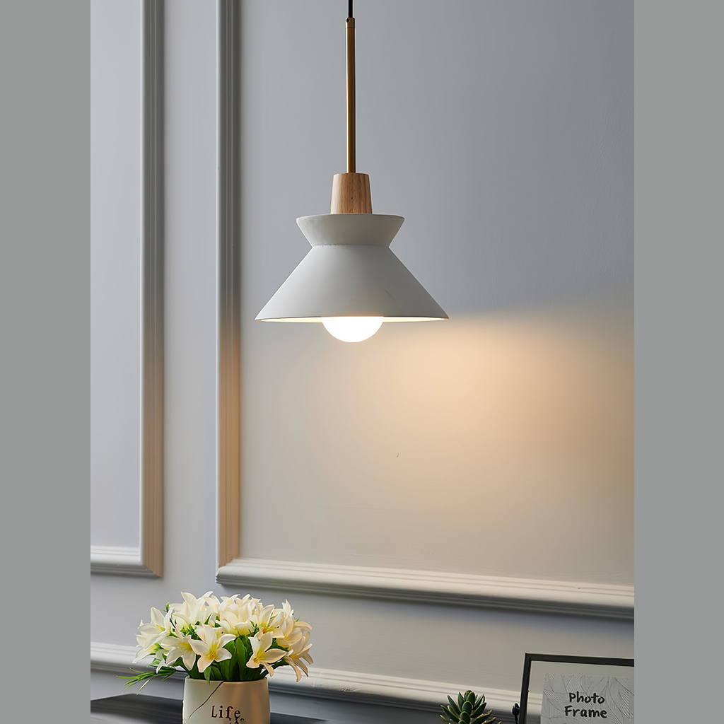 Upao Cone Pendant Light